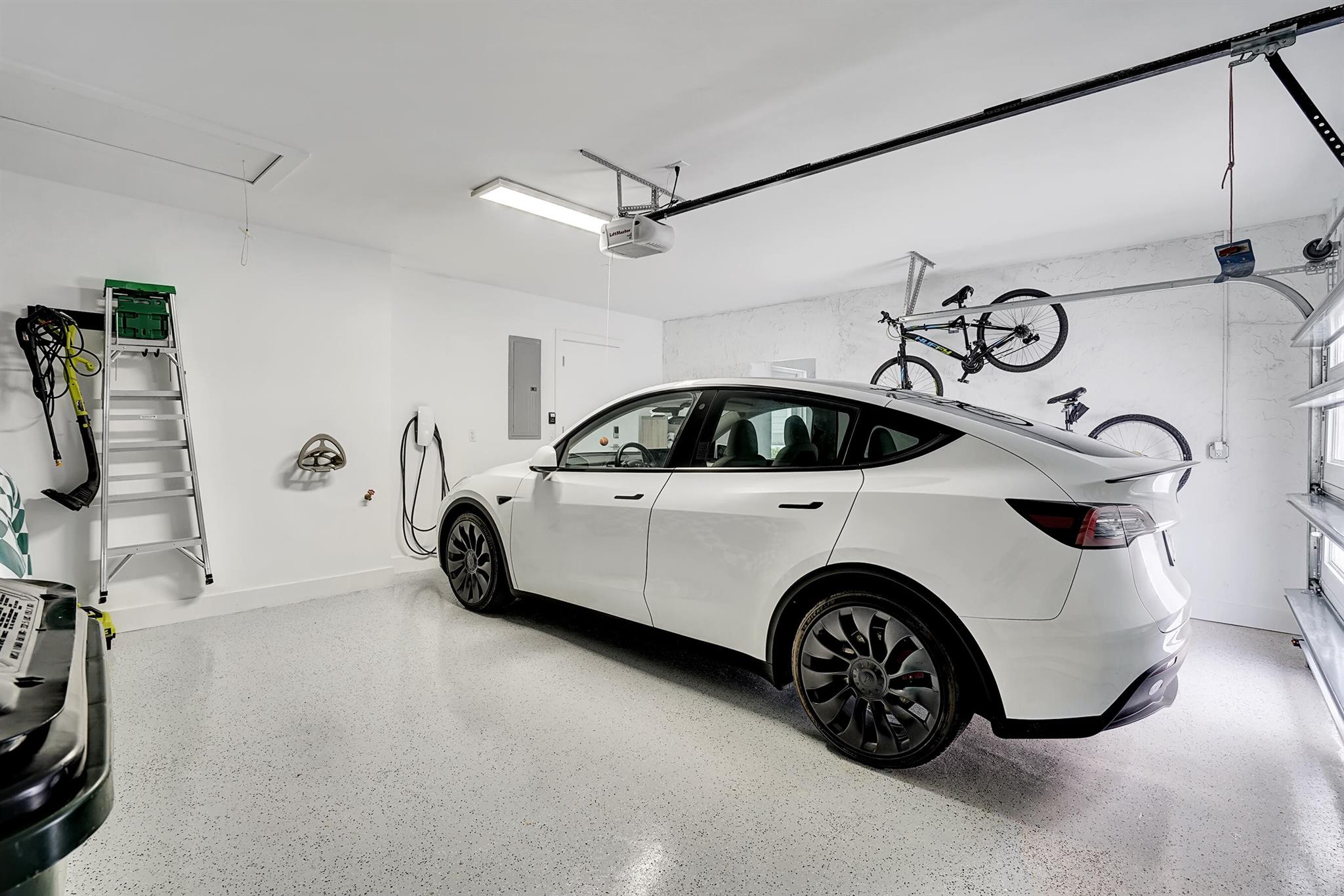 Delaire Country Club - Residential