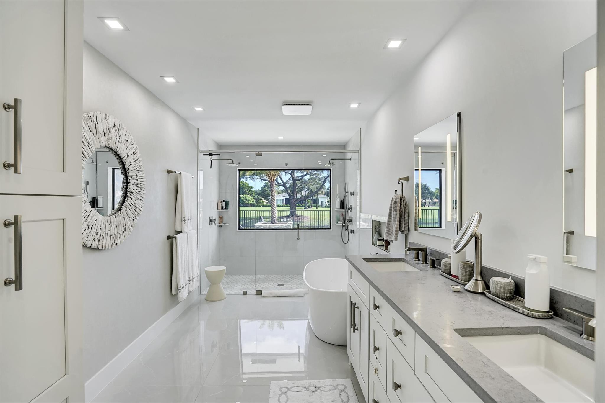 Delaire Country Club - Residential