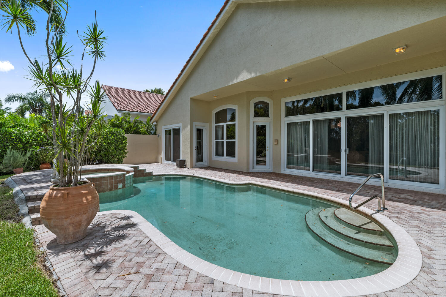 EQUESTRIAN CLUB ESTATES 2 - Residential