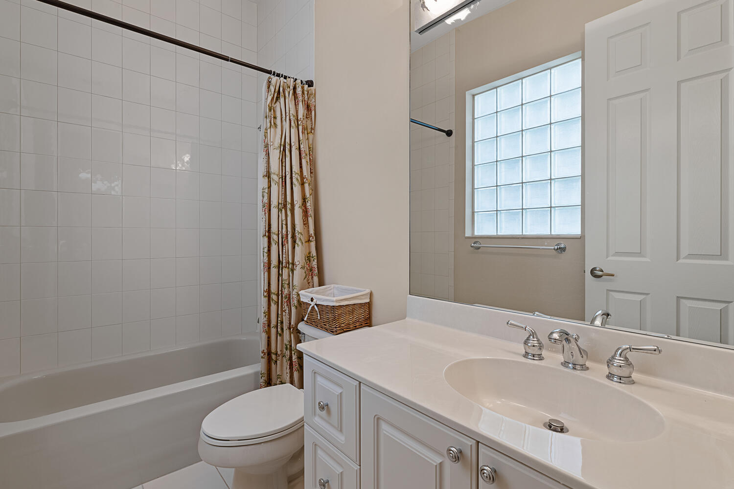 EQUESTRIAN CLUB ESTATES 2 - Residential