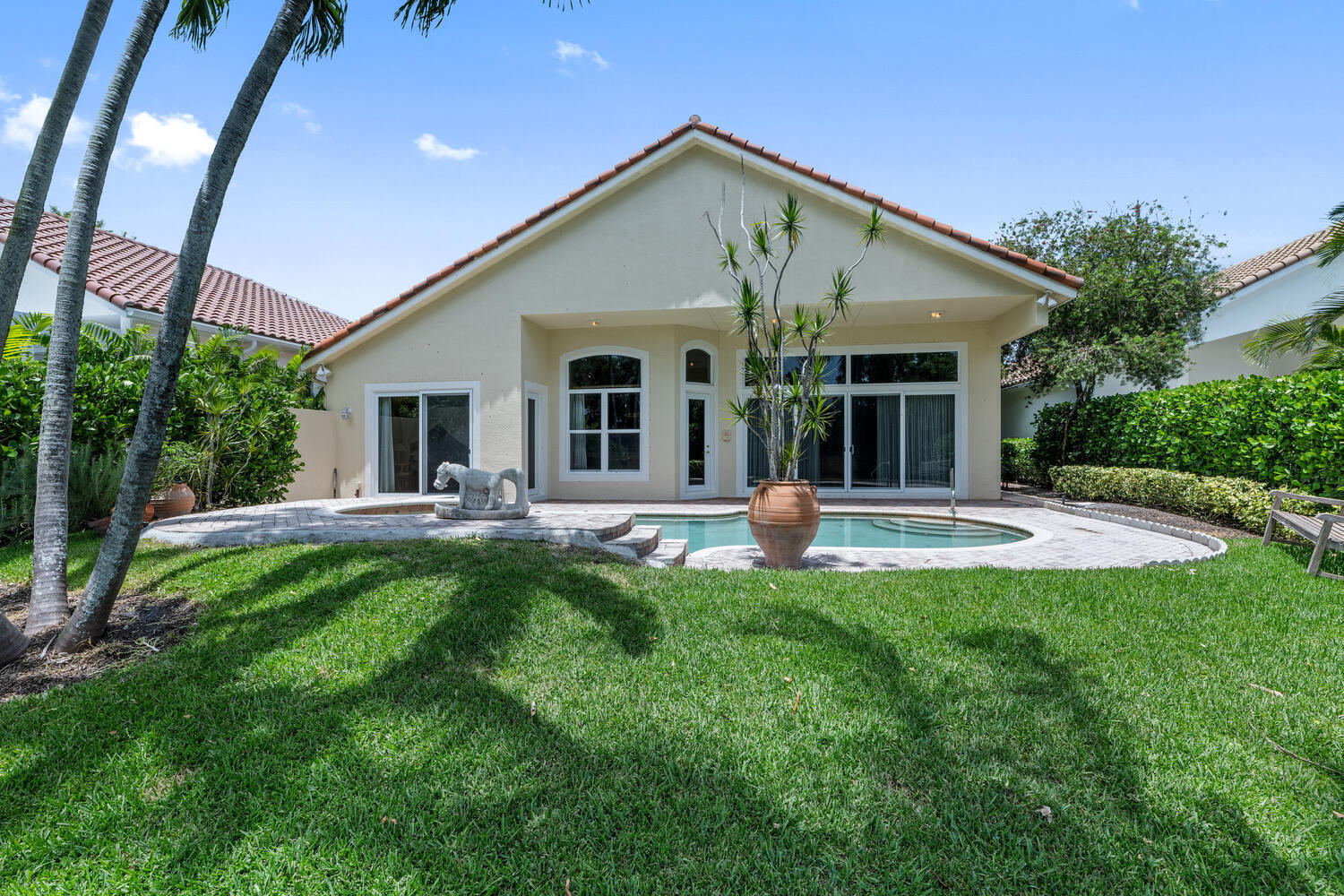 EQUESTRIAN CLUB ESTATES 2 - Residential