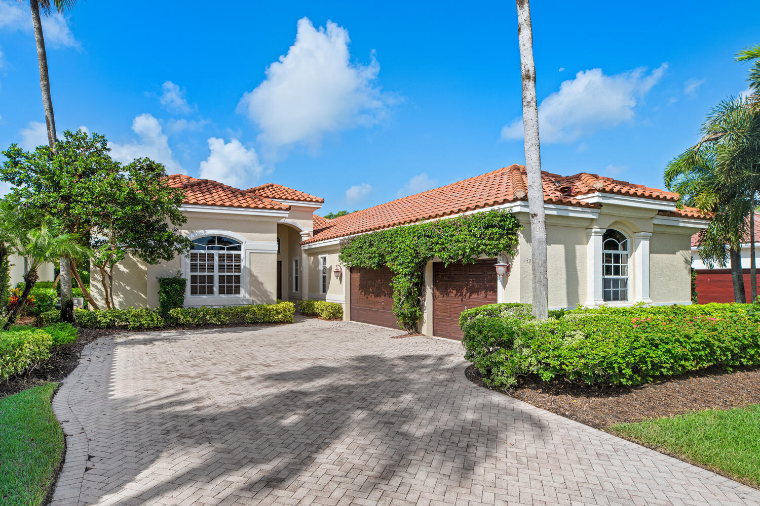 EQUESTRIAN CLUB ESTATES 2 - Residential