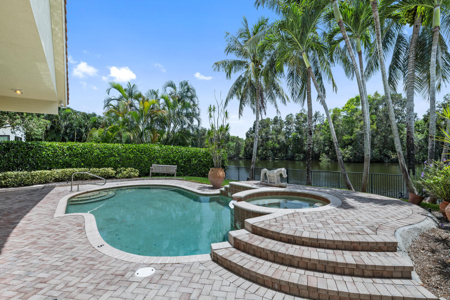 EQUESTRIAN CLUB ESTATES 2 - Residential