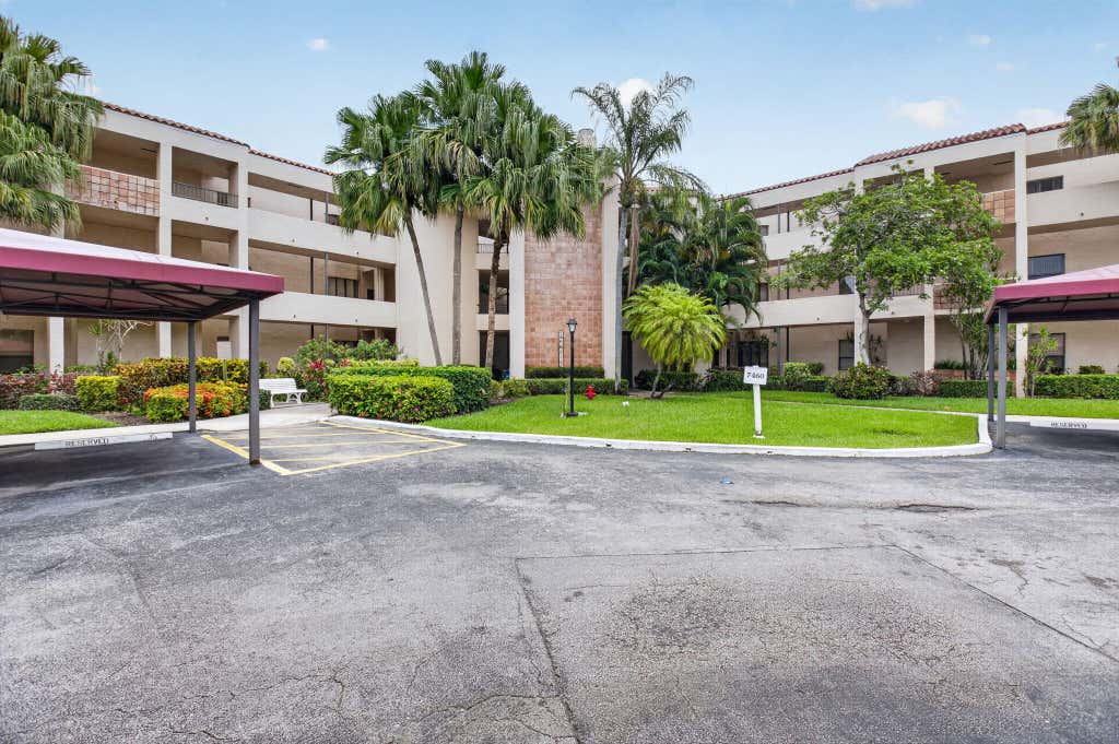 Photo of 7460 La Paz Boulevard #306, Boca Raton, FL 33433 (MLS # B26040176)