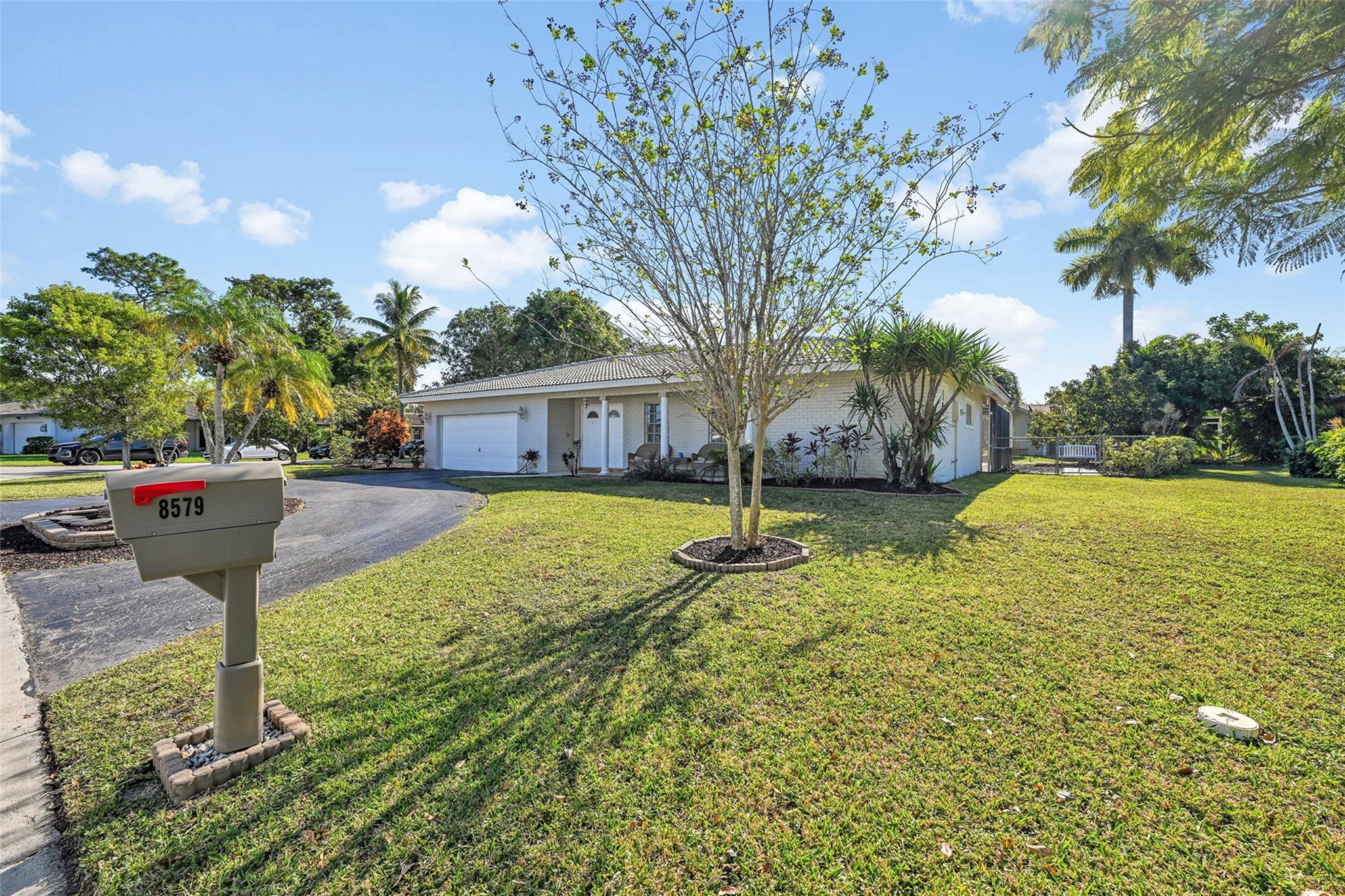 FOREST HILLS - Residential