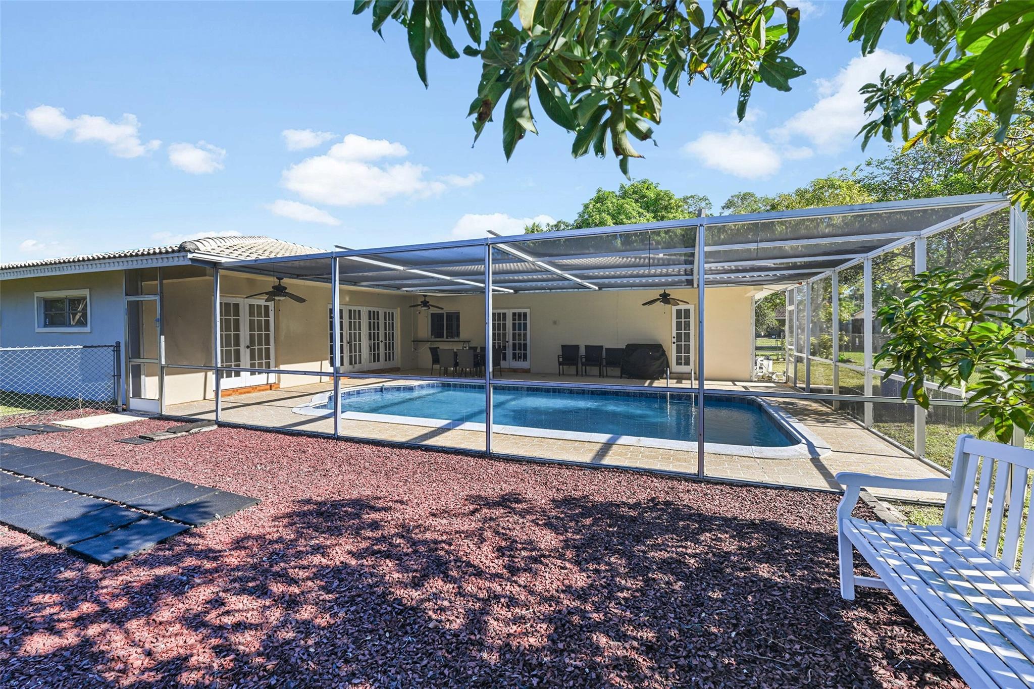 FOREST HILLS - Residential