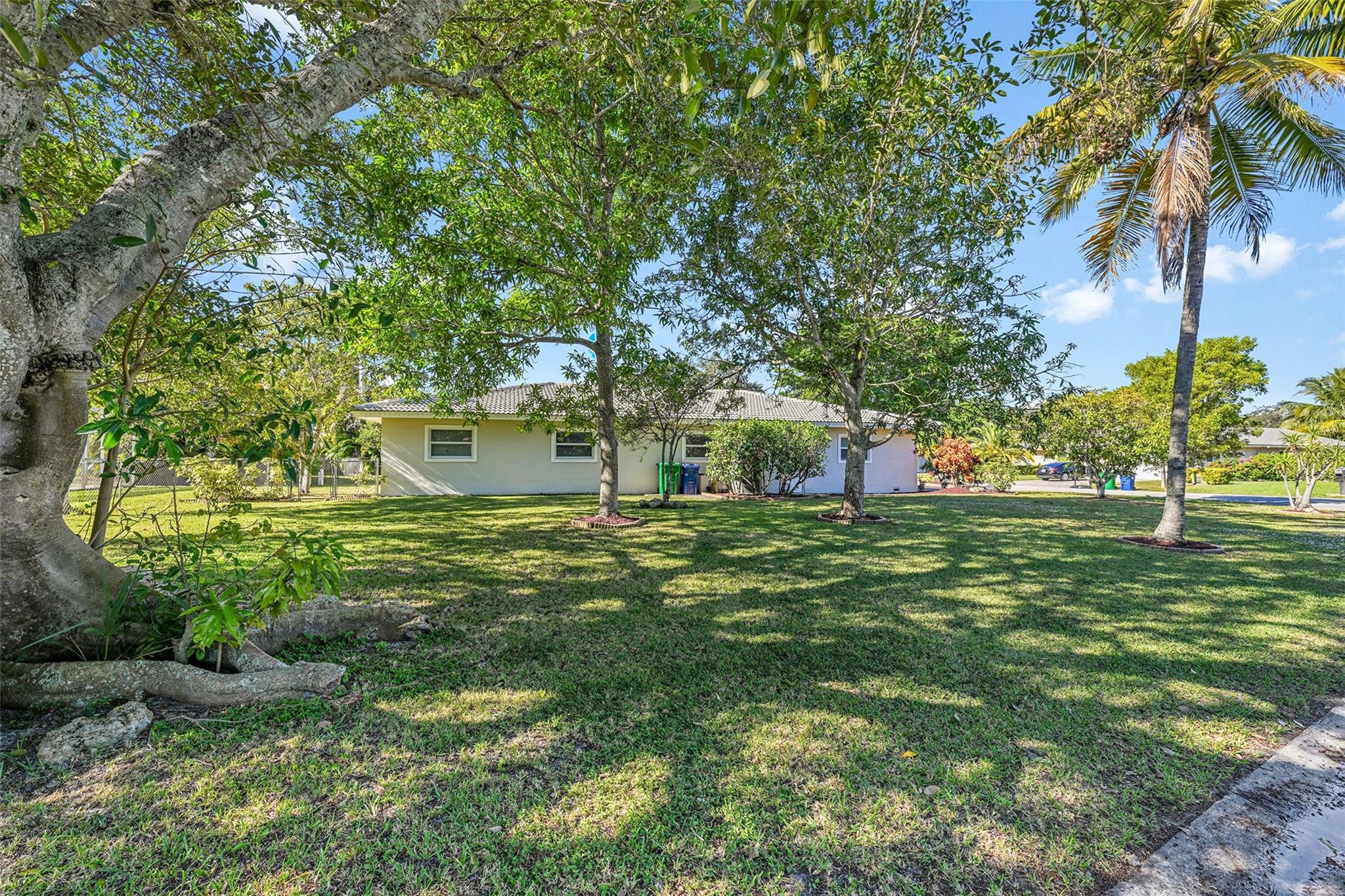 FOREST HILLS - Residential