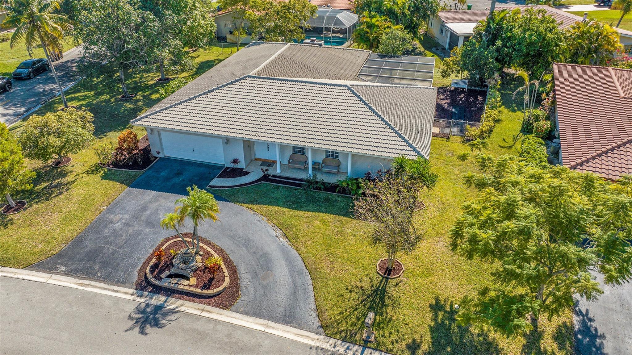 FOREST HILLS - Residential