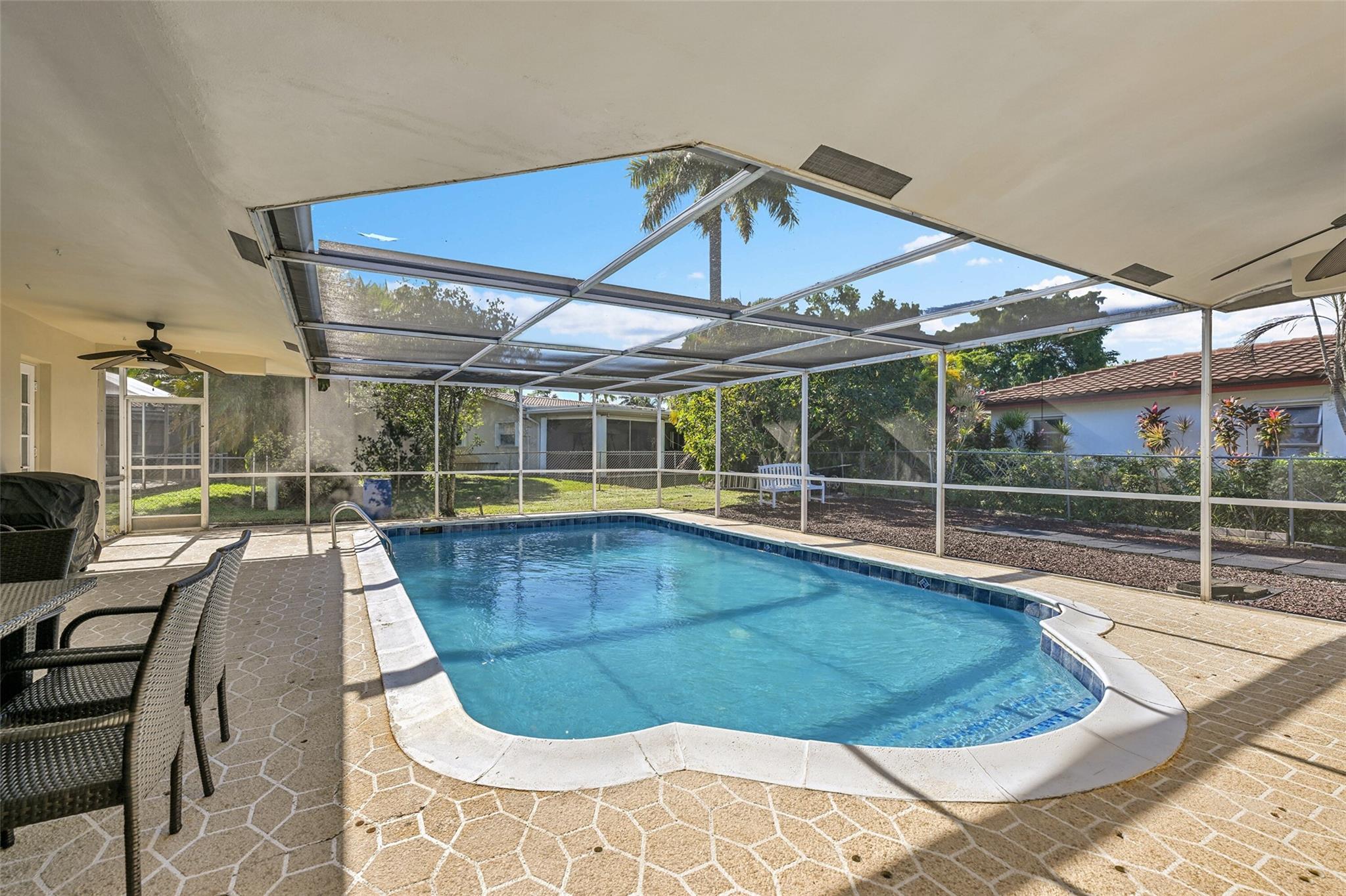 FOREST HILLS - Residential