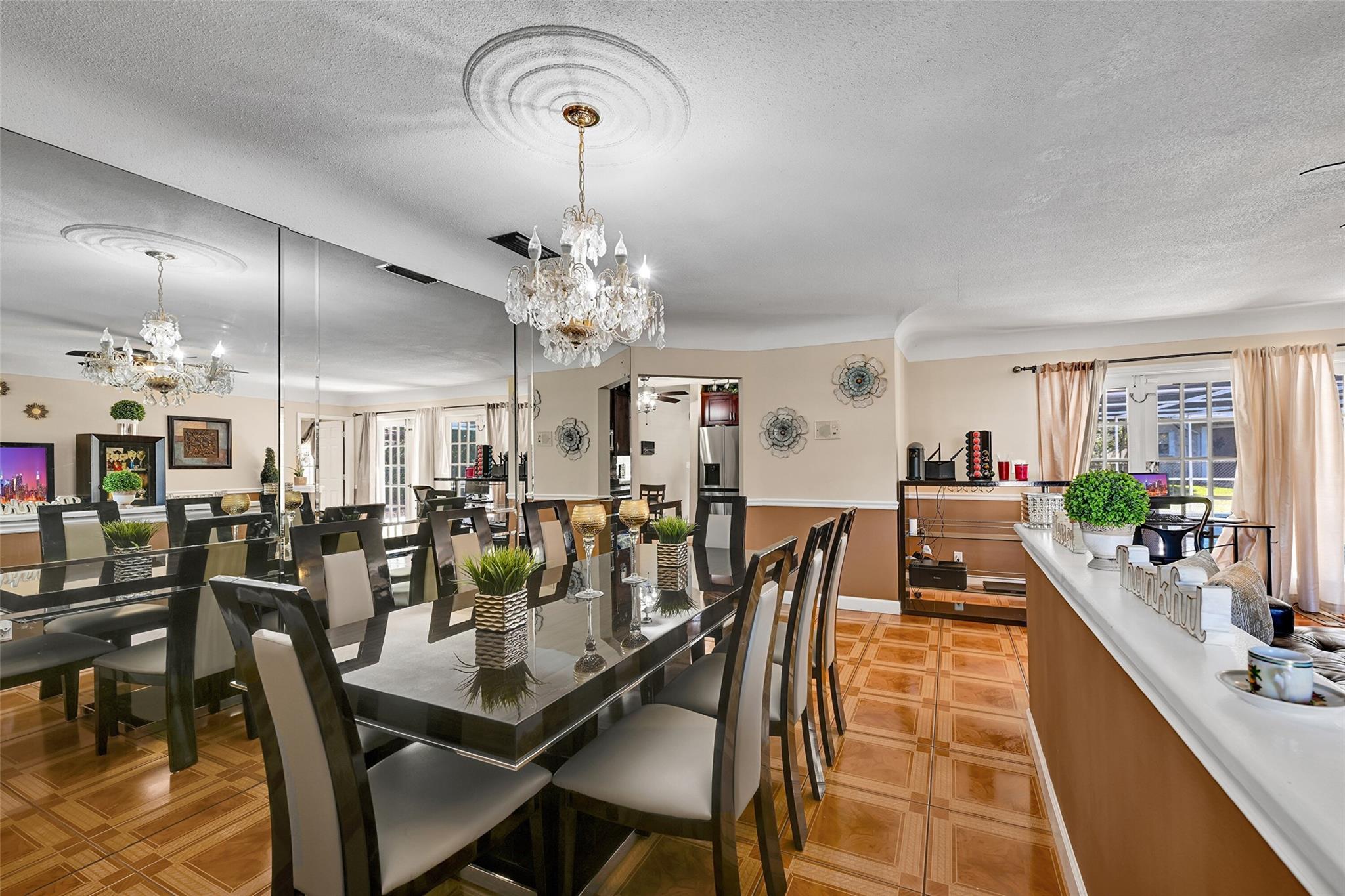 FOREST HILLS - Residential