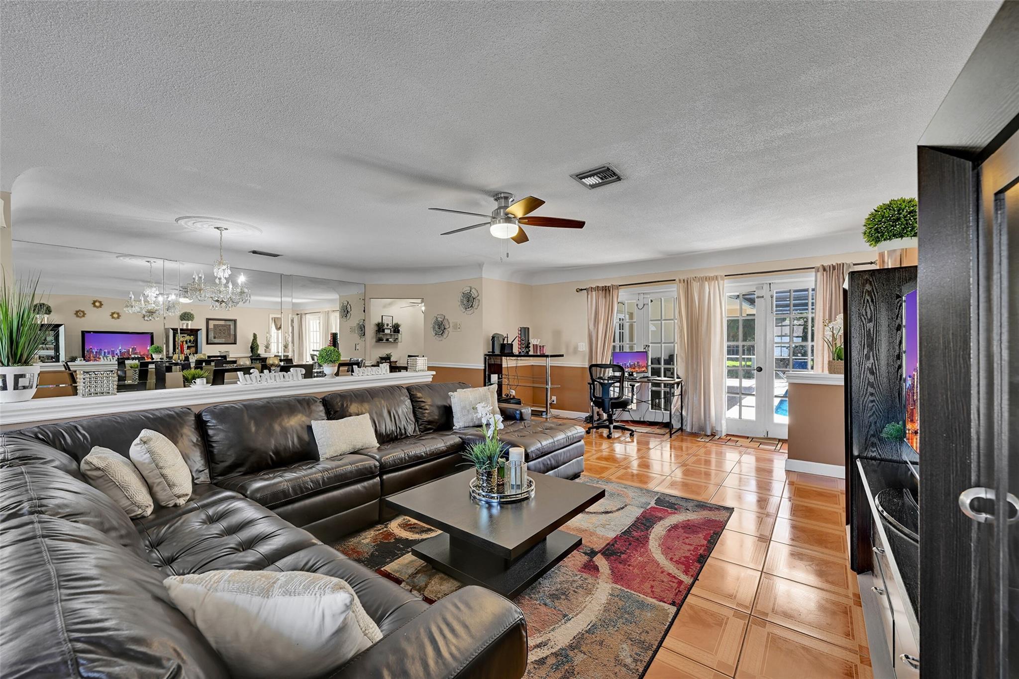 FOREST HILLS - Residential