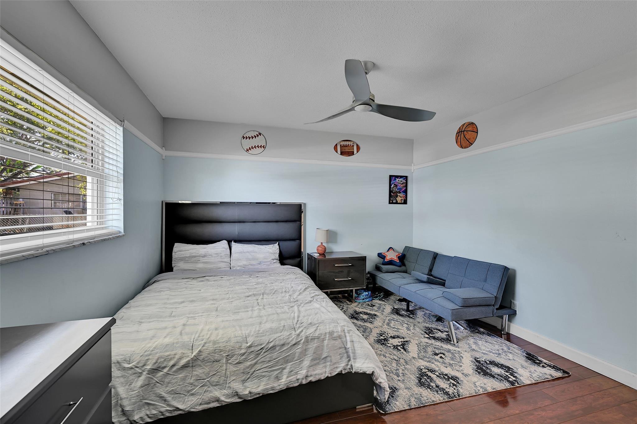 FOREST HILLS - Residential