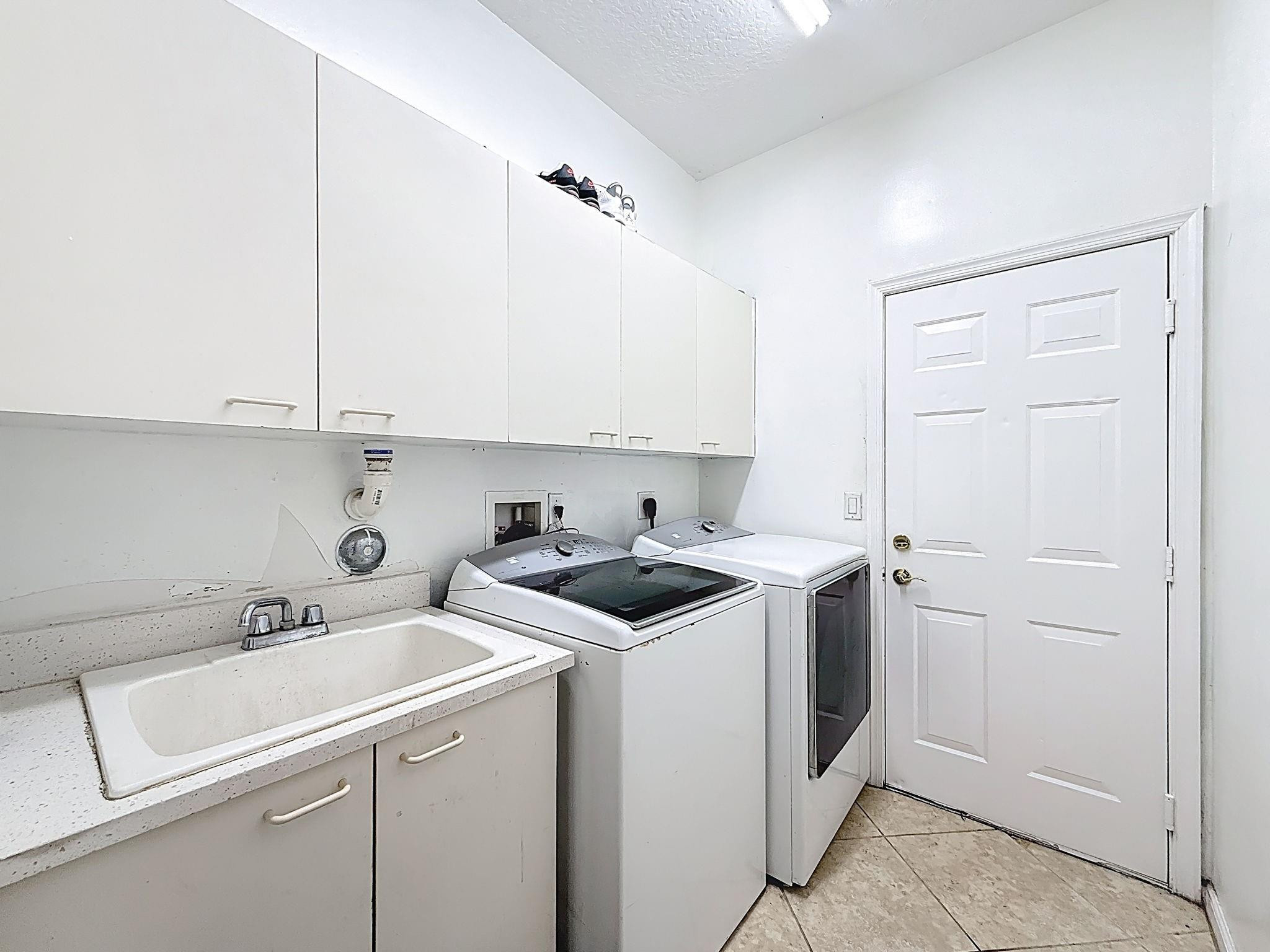 SESSA EIGHT - Residential