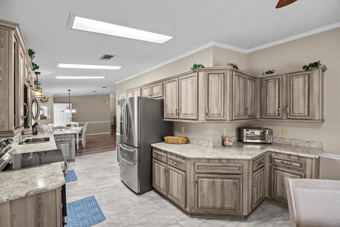 THE PRESERVE AT SAVANNA CLUB - Residential