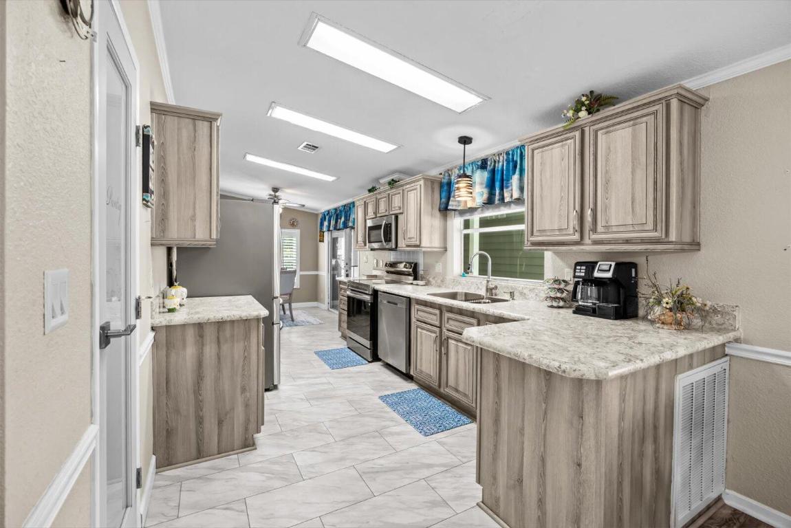 THE PRESERVE AT SAVANNA CLUB - Residential