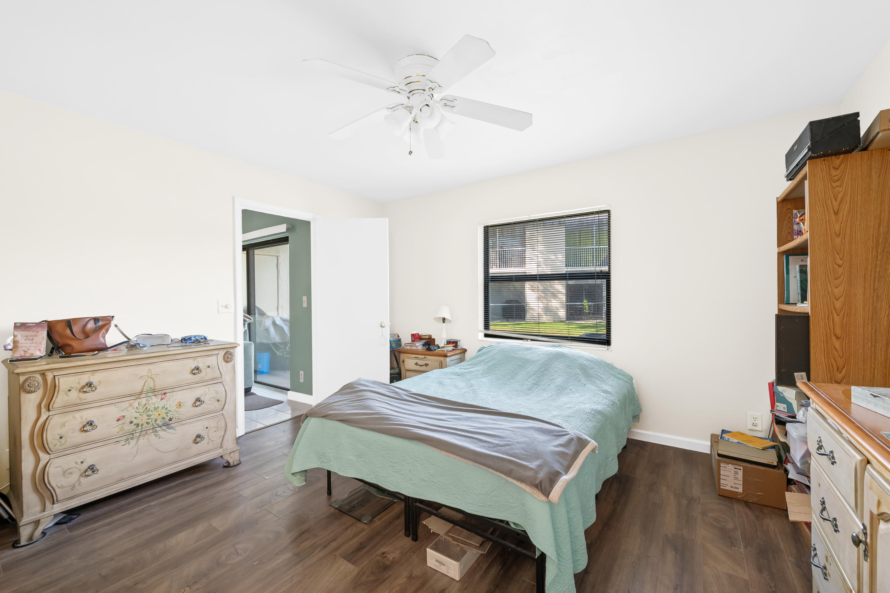 VIEWPOINTE CONDO - Residential