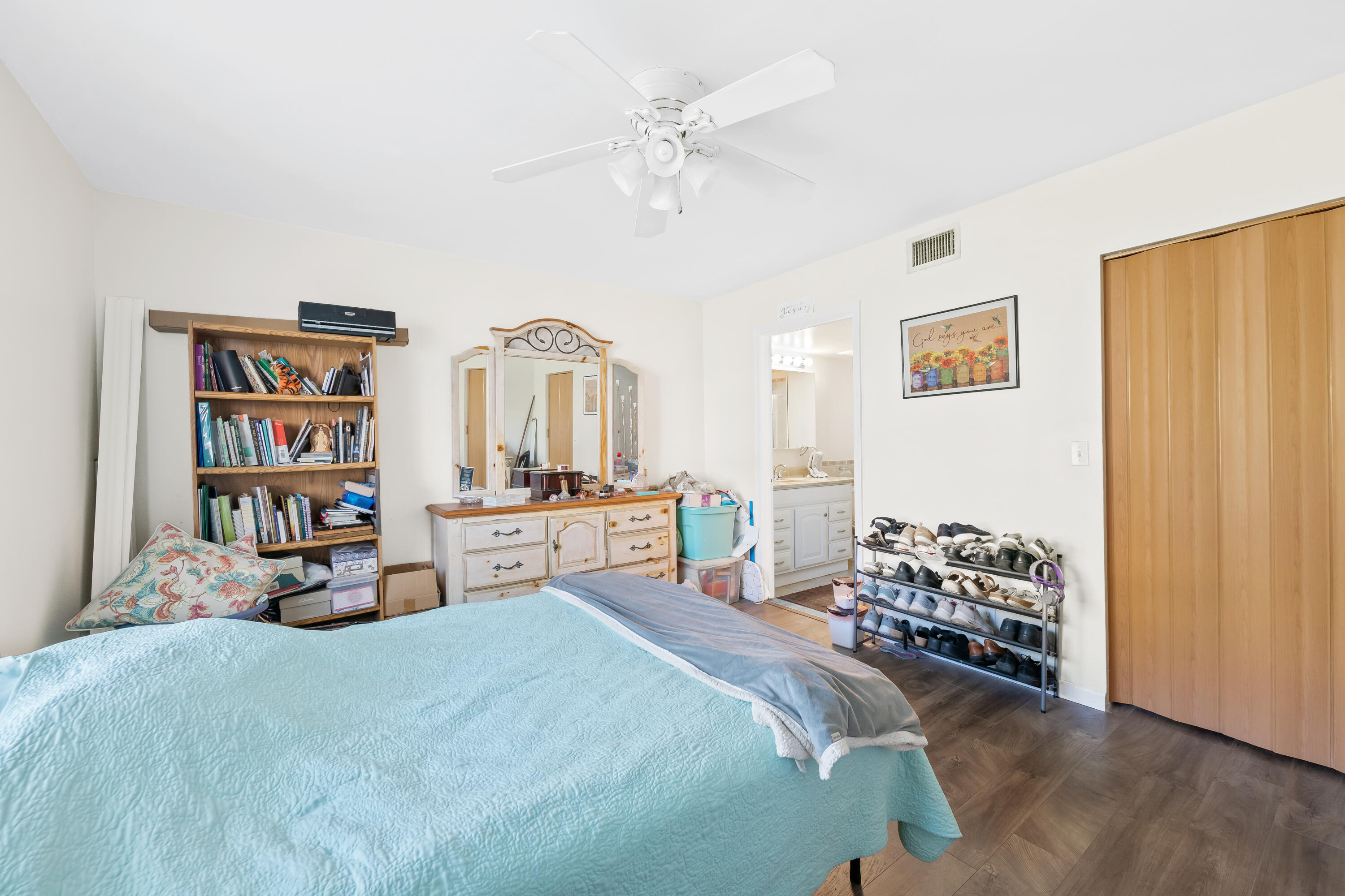 VIEWPOINTE CONDO - Residential