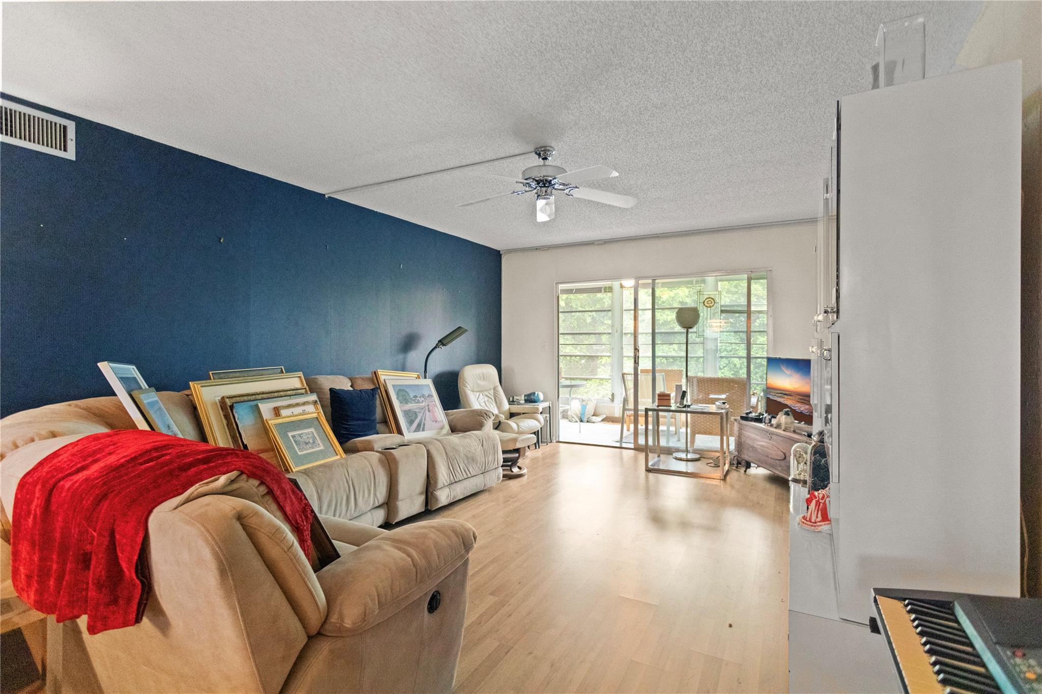 LUCAYA VILLAGE - Residential