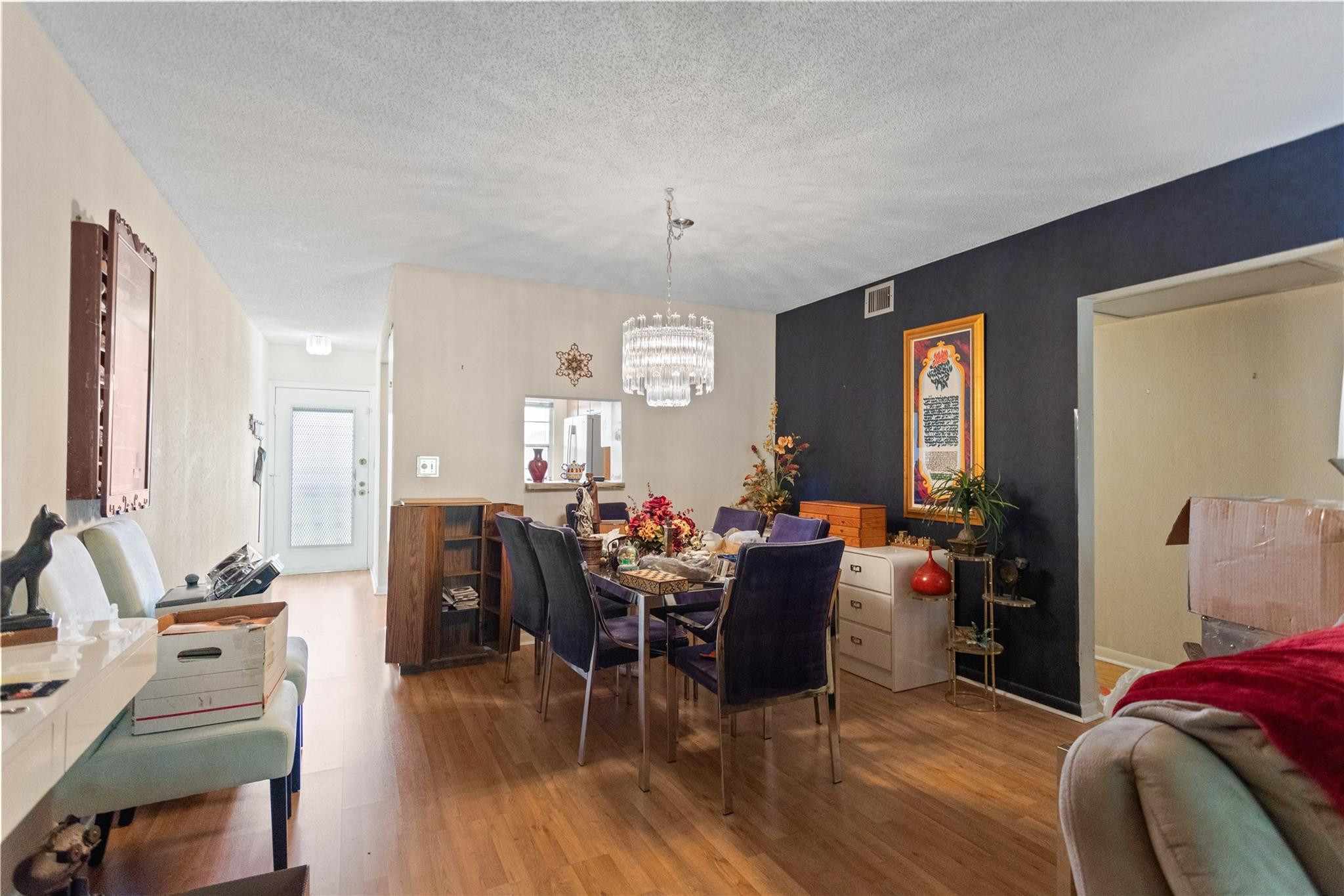 LUCAYA VILLAGE - Residential