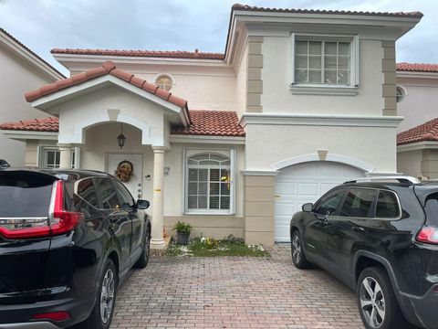 7379 NW 173rd Dr 103 Hialeah FL 33015