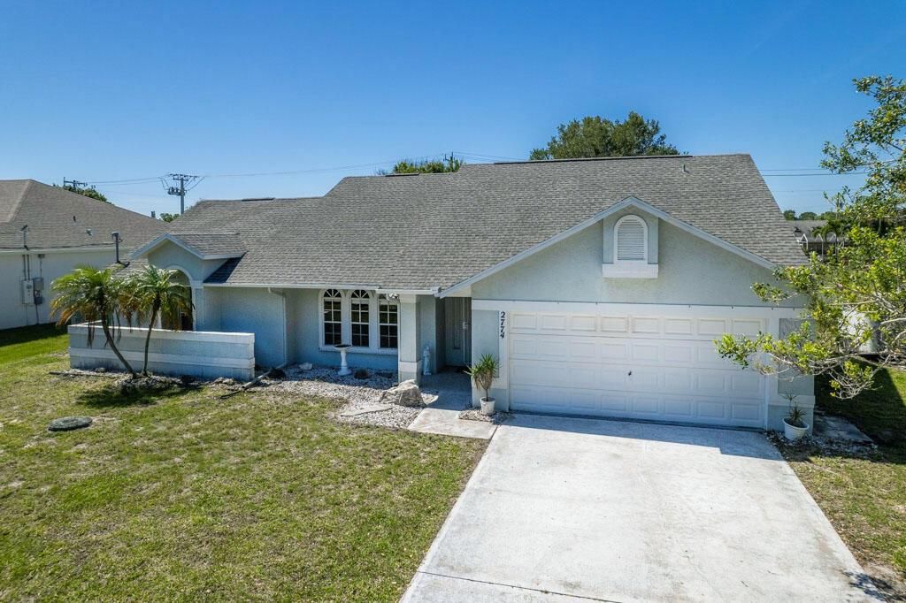 Photo of 2774 SE Export Avenue, Port St Lucie, FL 34952 (MLS # R10884360)