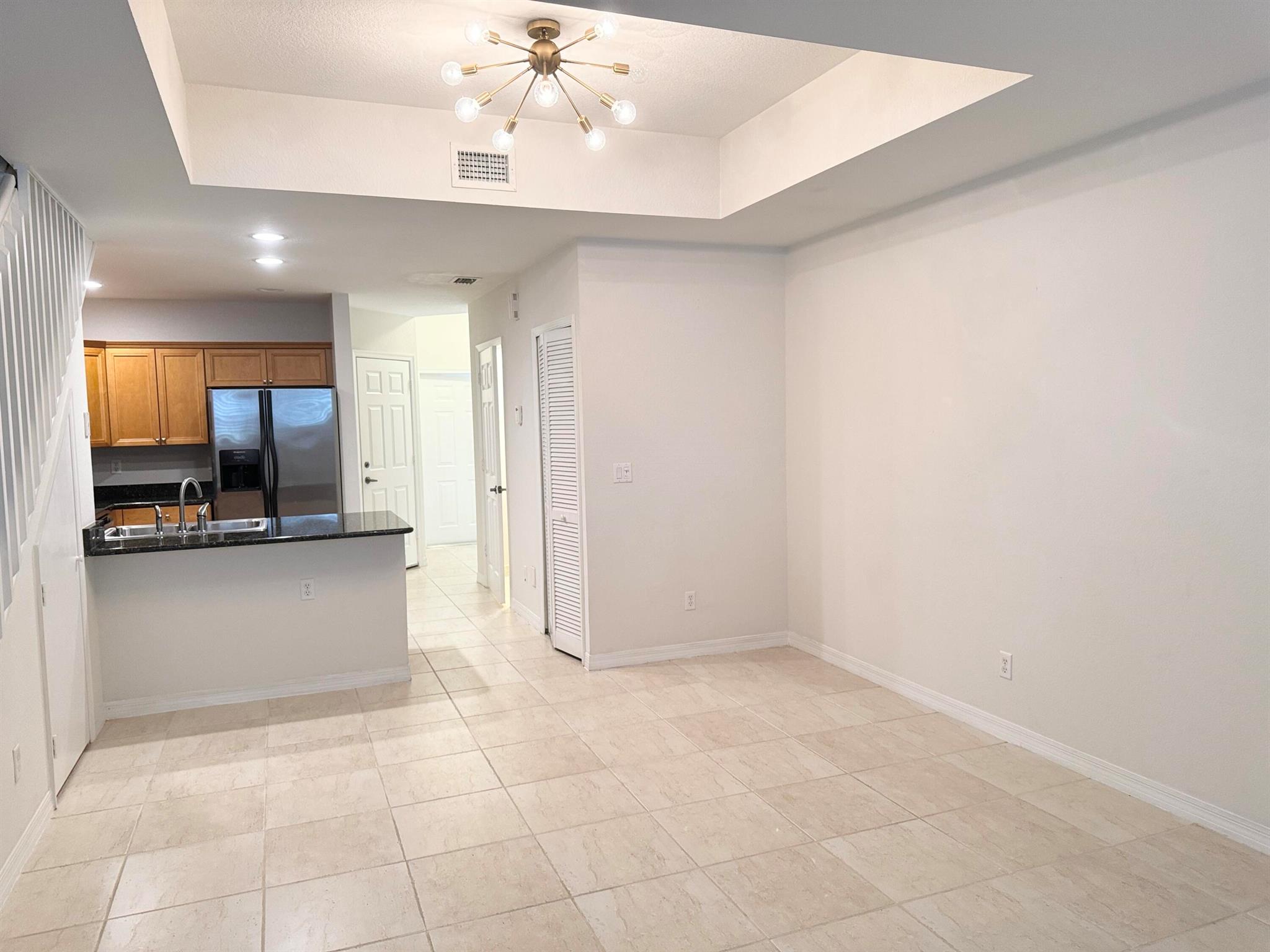 View photos, virtual tours, details... 902 S Federal Highway 6