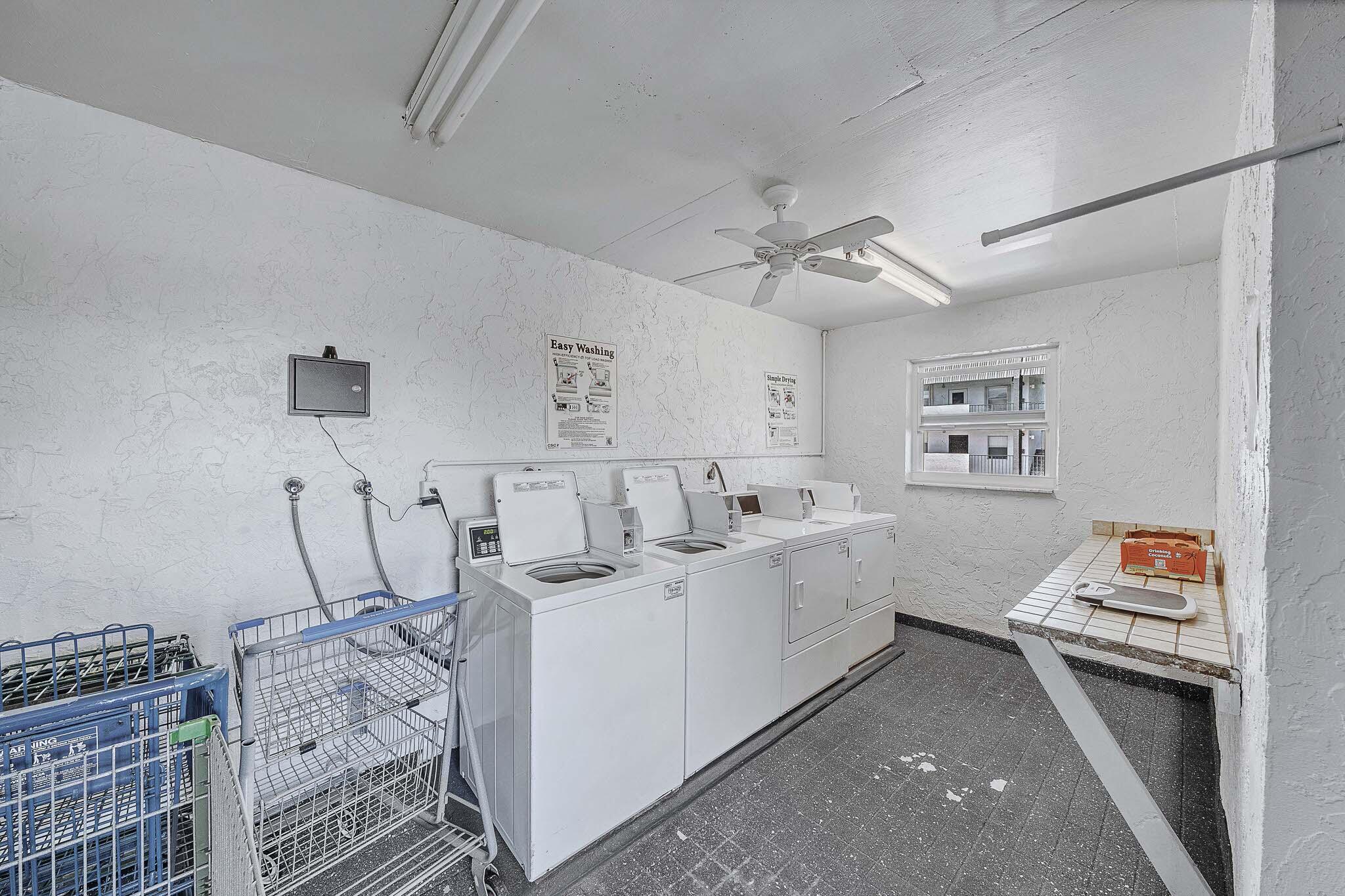 ISLAND CLUB FOUR CONDO - Residential