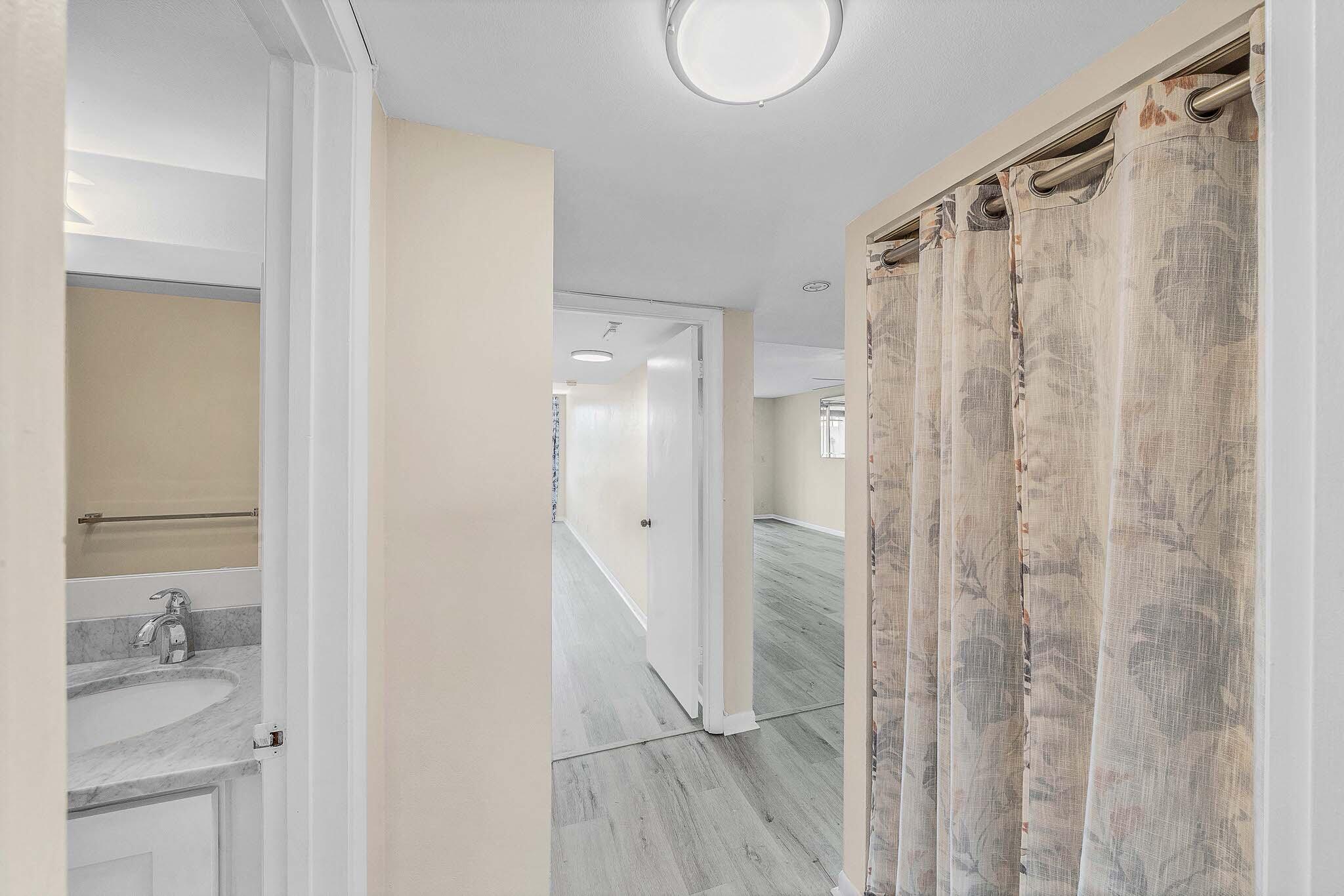 ISLAND CLUB FOUR CONDO - Residential