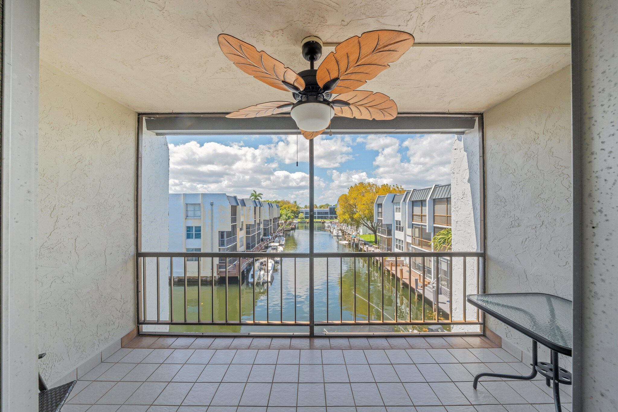 ISLAND CLUB FOUR CONDO - Residential