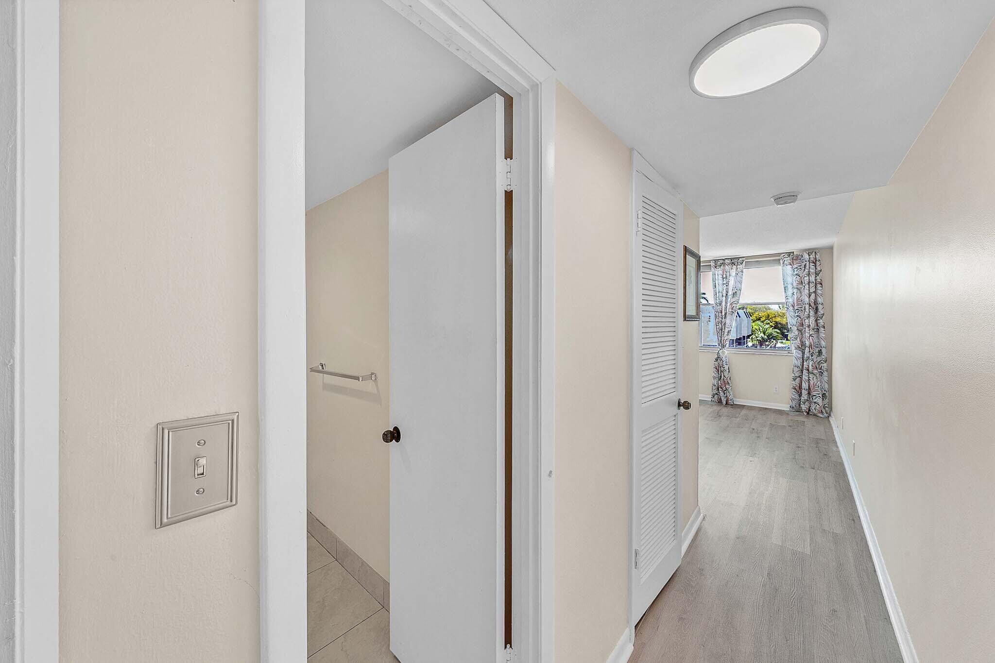 ISLAND CLUB FOUR CONDO - Residential