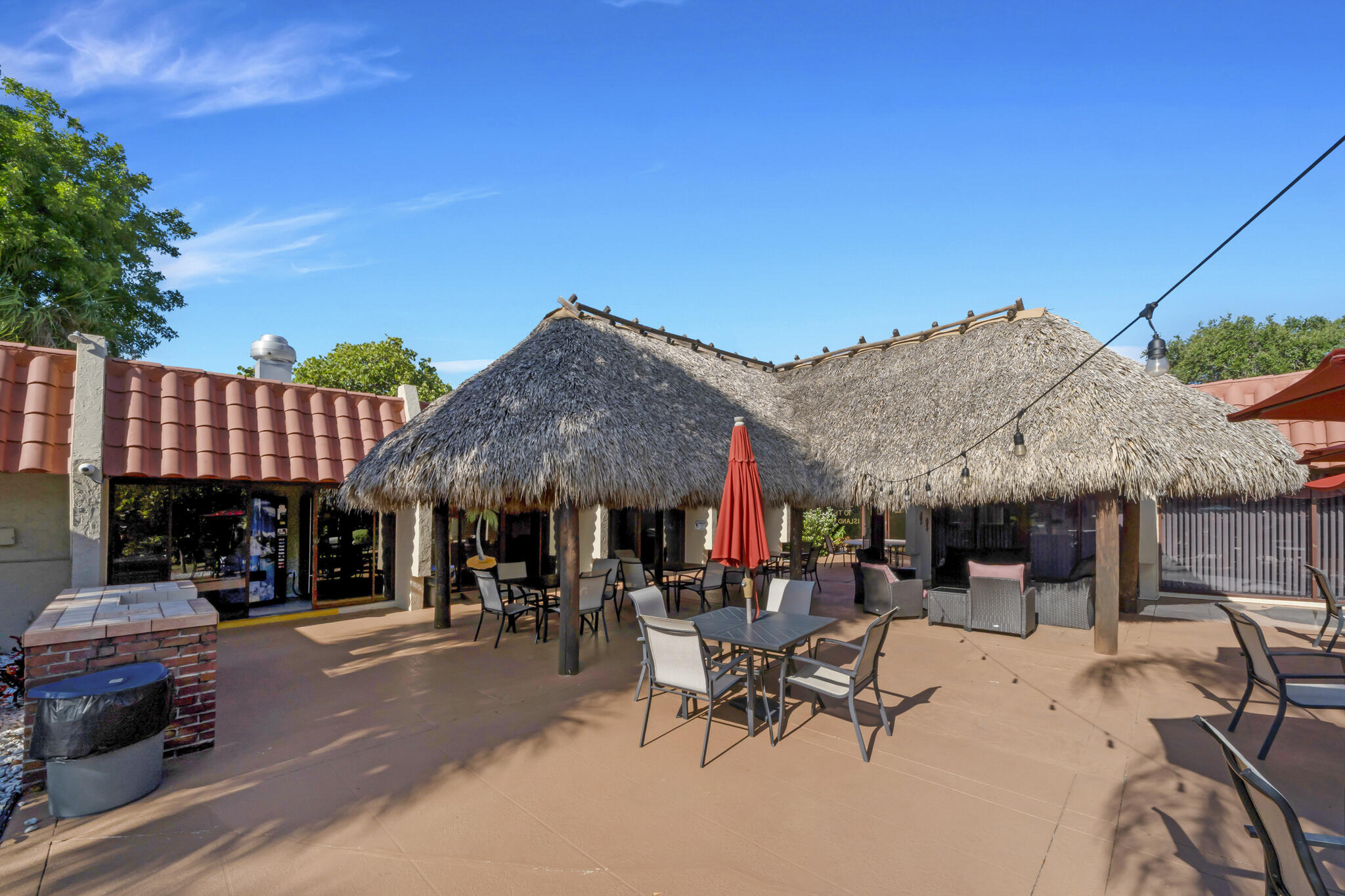 ISLAND CLUB FOUR CONDO - Residential