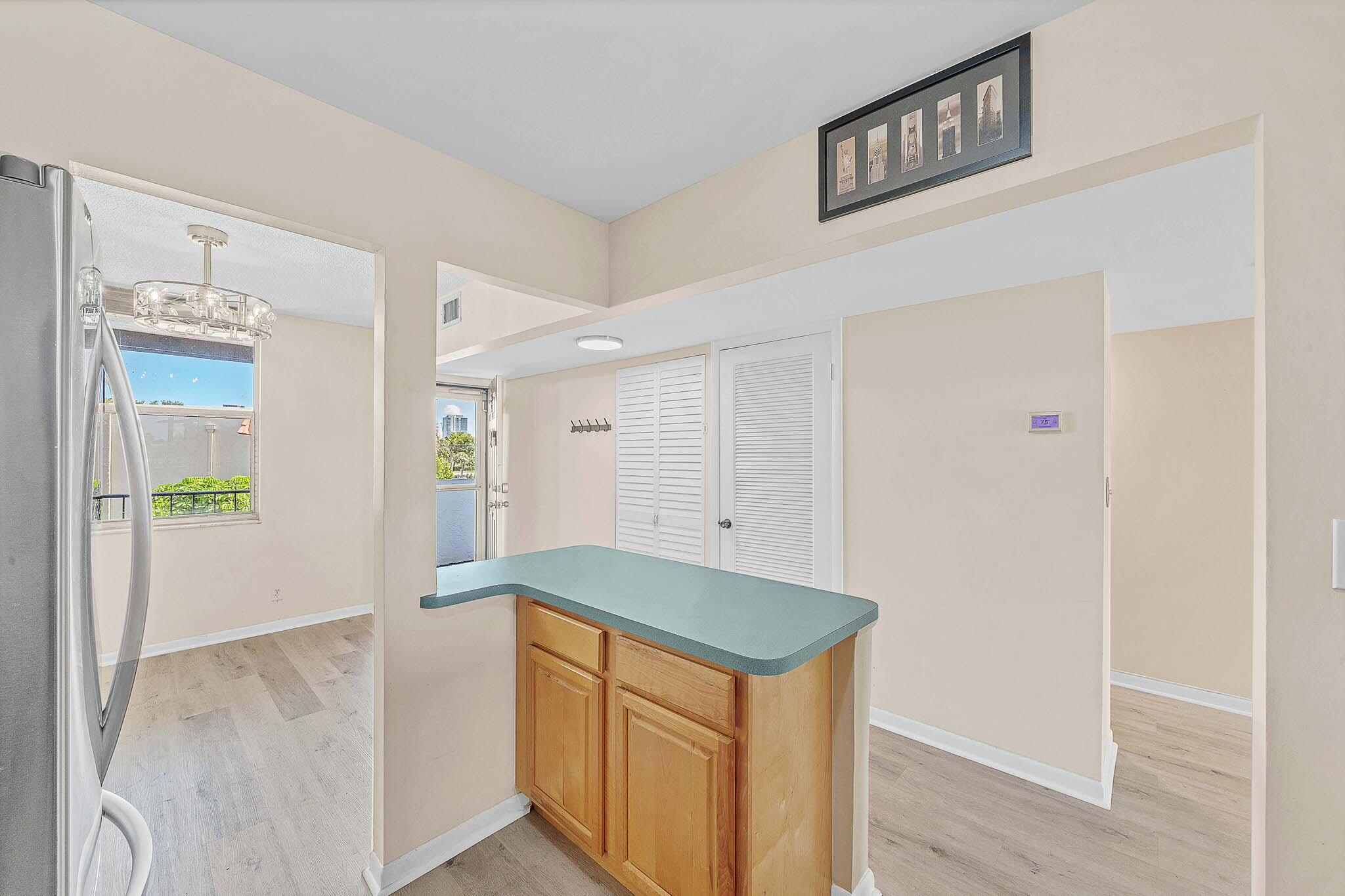 ISLAND CLUB FOUR CONDO - Residential