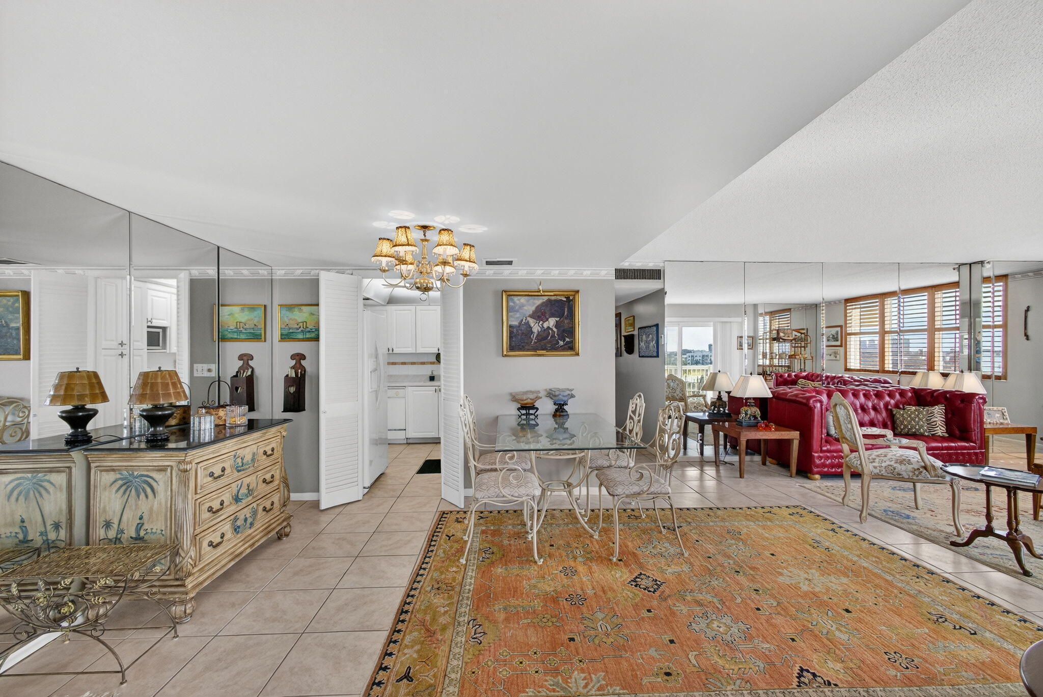 PORTOFINO CONDO PT OF LTS 15 AND 16,JARVIS PAR - Residential