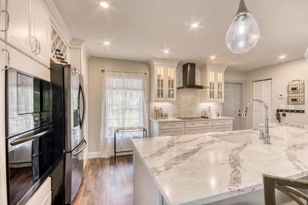 Photo of 18370 SE Wood Haven Lane #J, Jupiter, FL 33469 (MLS # R10914988)