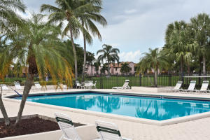 BOCA GLADES - Residential
