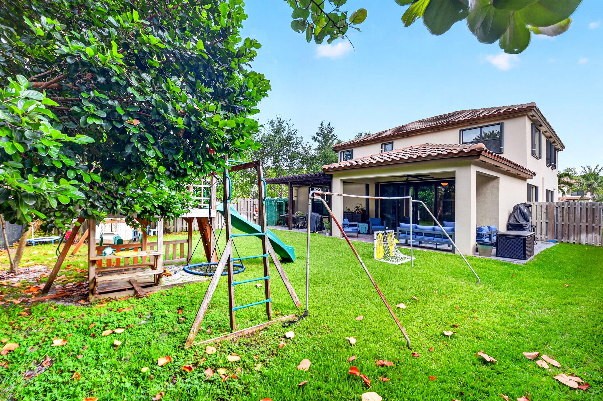 GULFSTREAM PRESERVE - Residential Lease