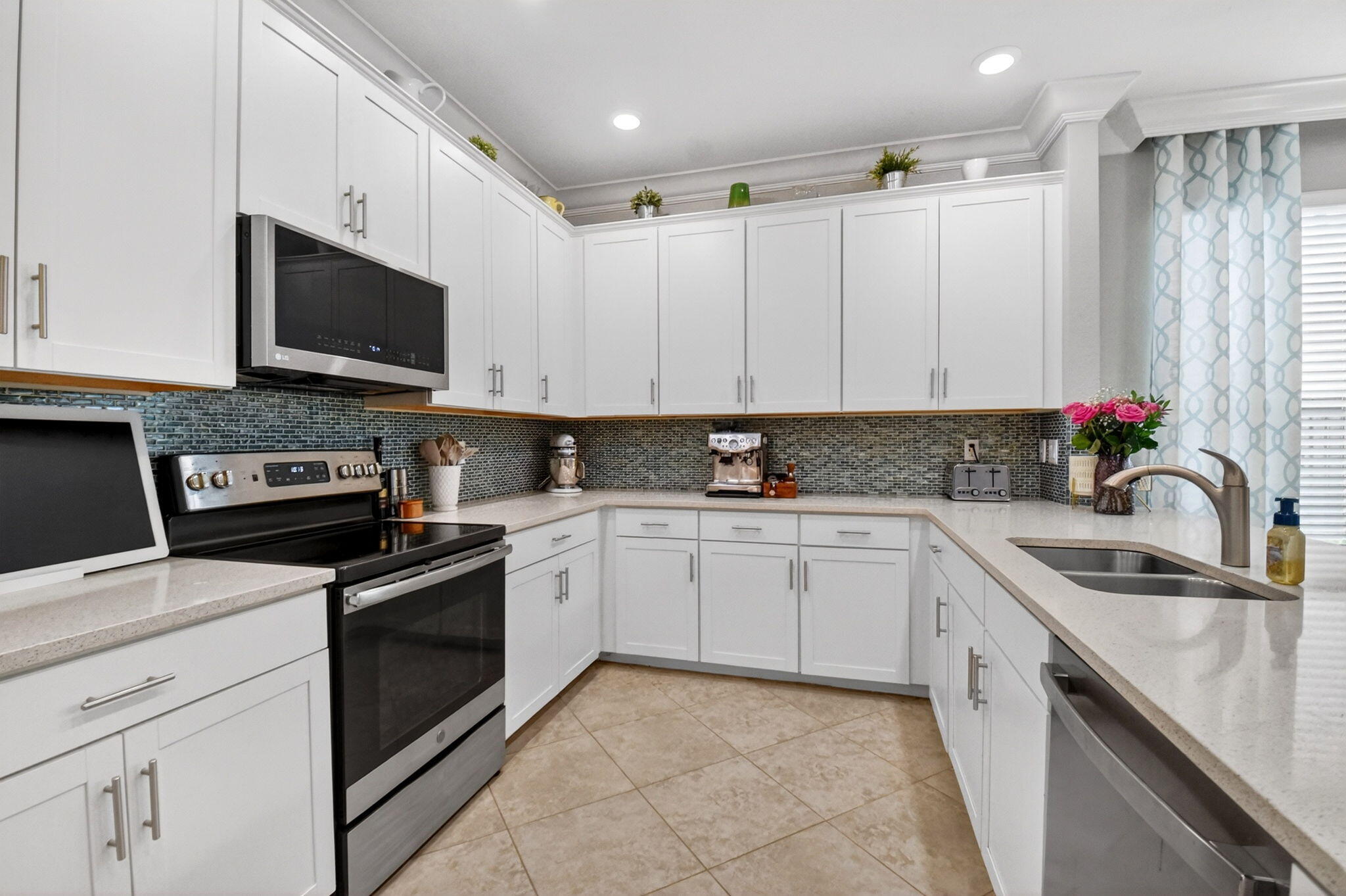 GULFSTREAM PRESERVE - Residential Lease