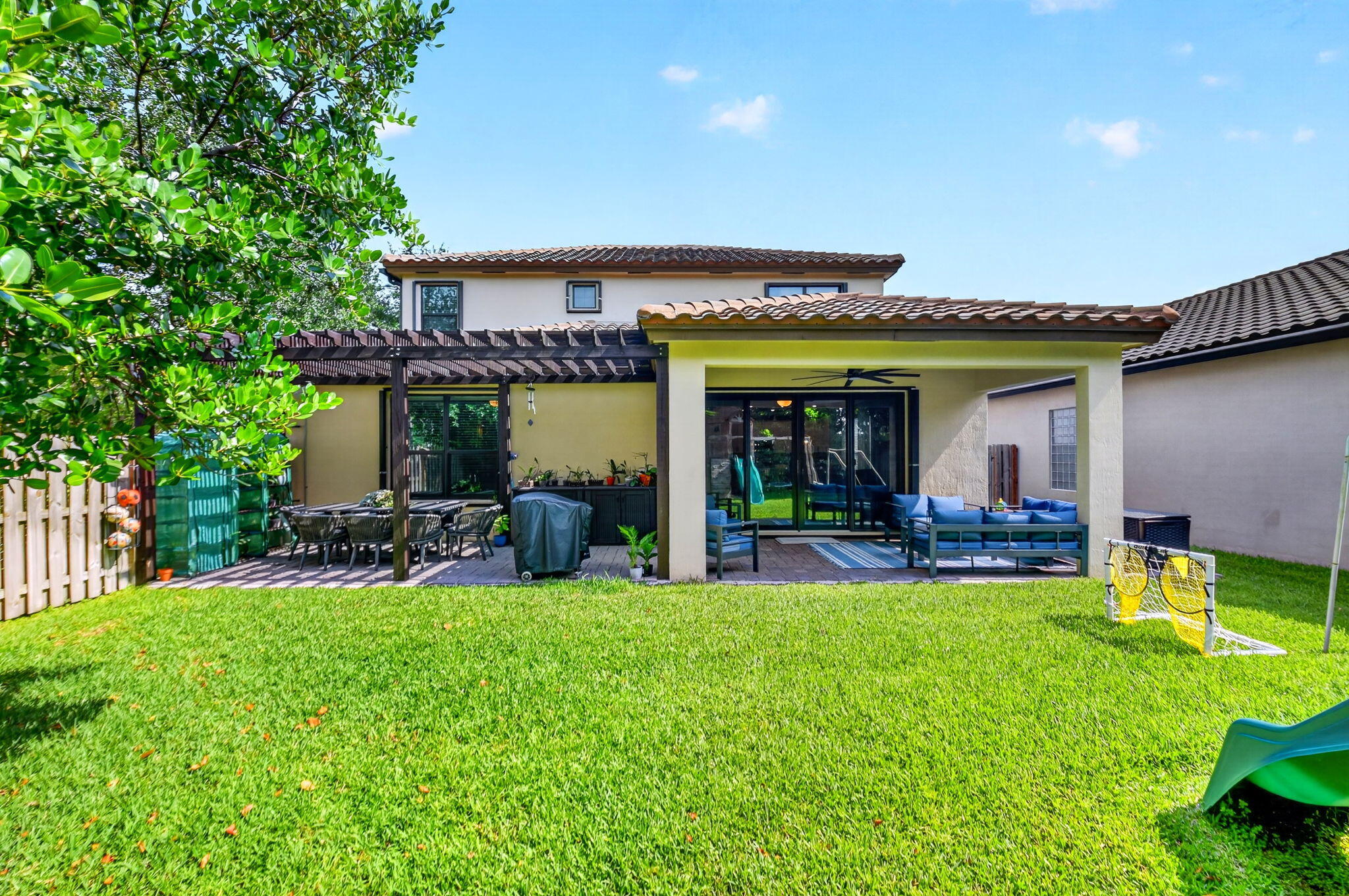 GULFSTREAM PRESERVE - Residential Lease