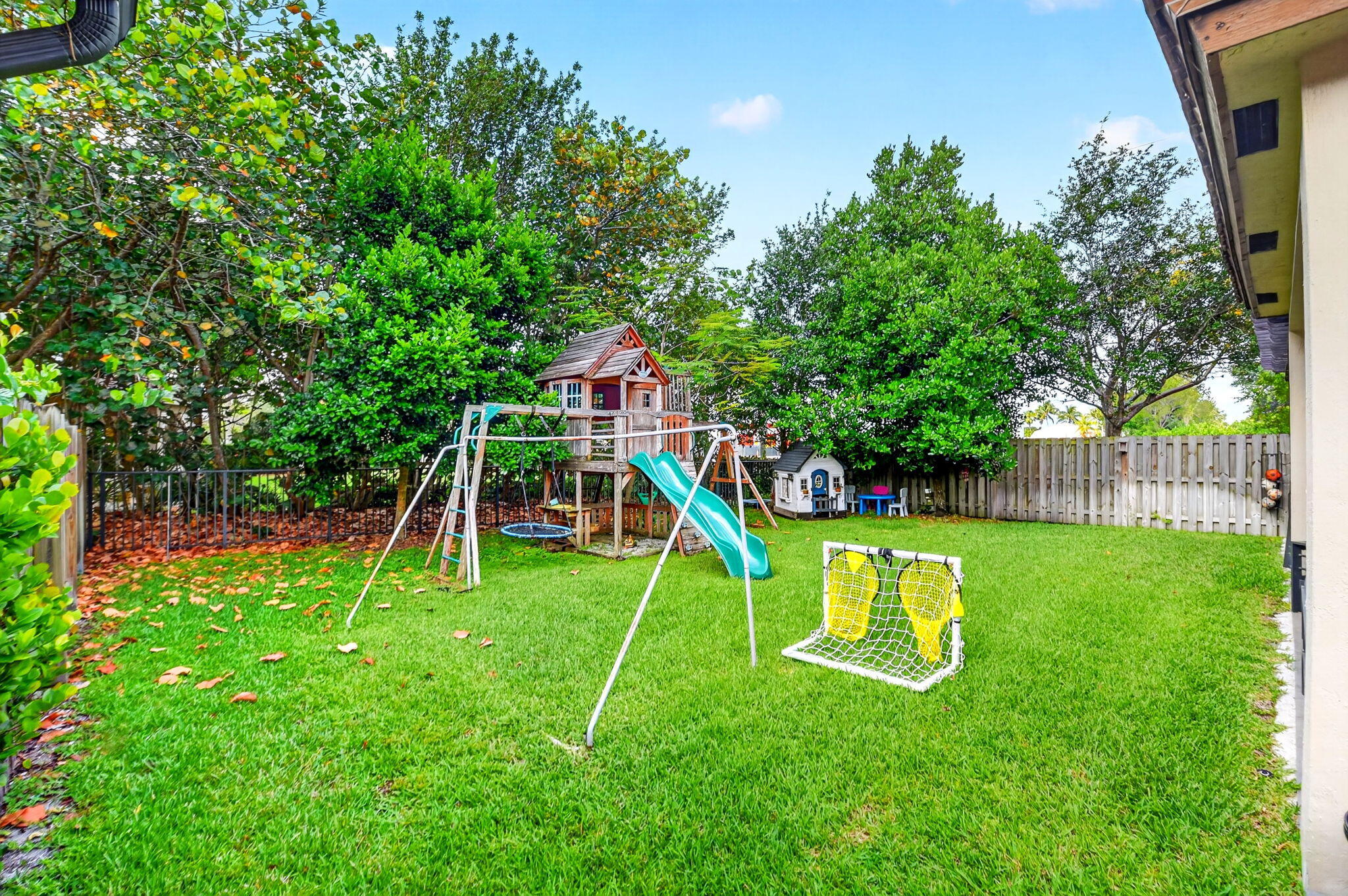 GULFSTREAM PRESERVE - Residential Lease