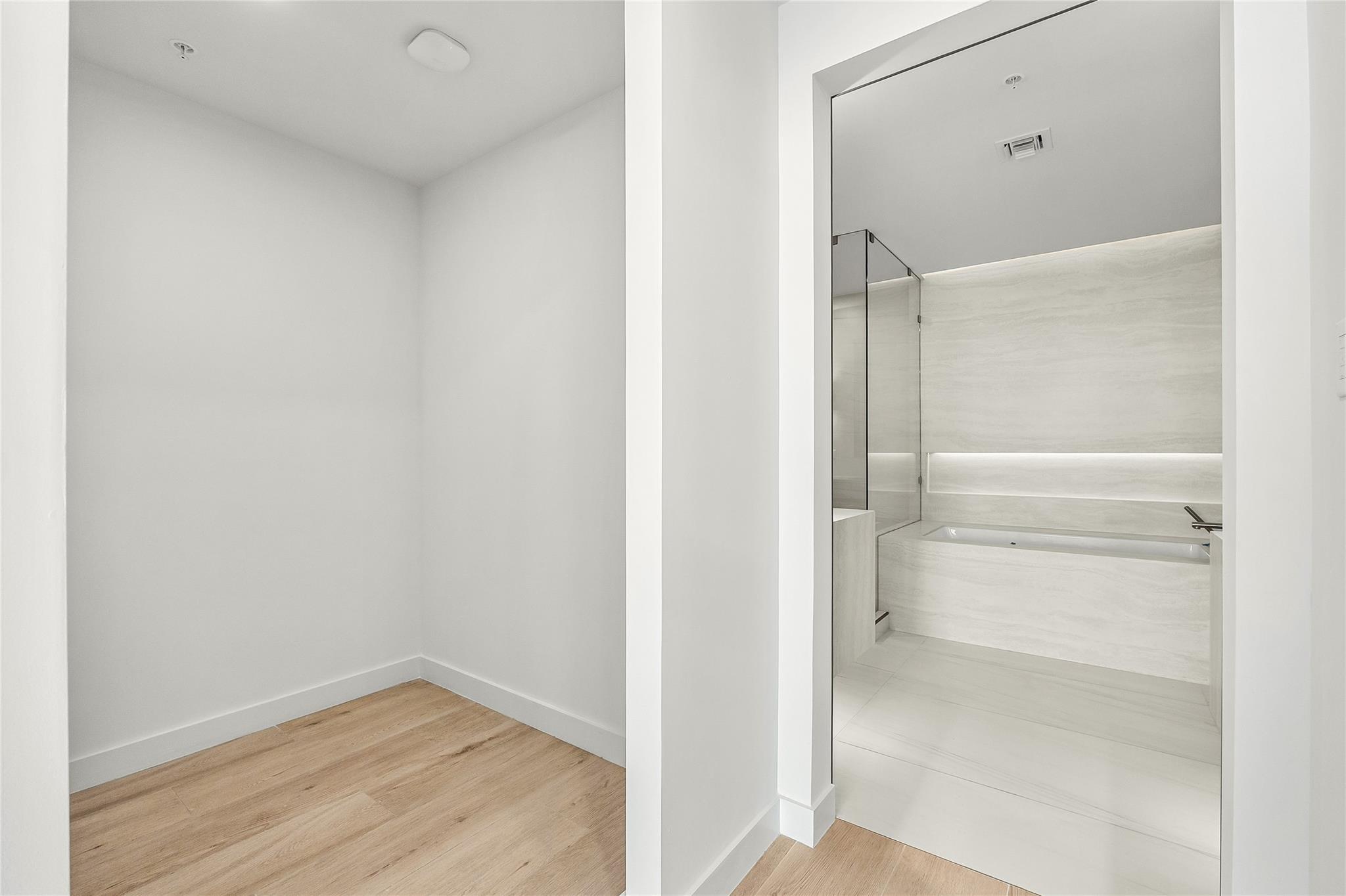 Casamar - Residential Lease