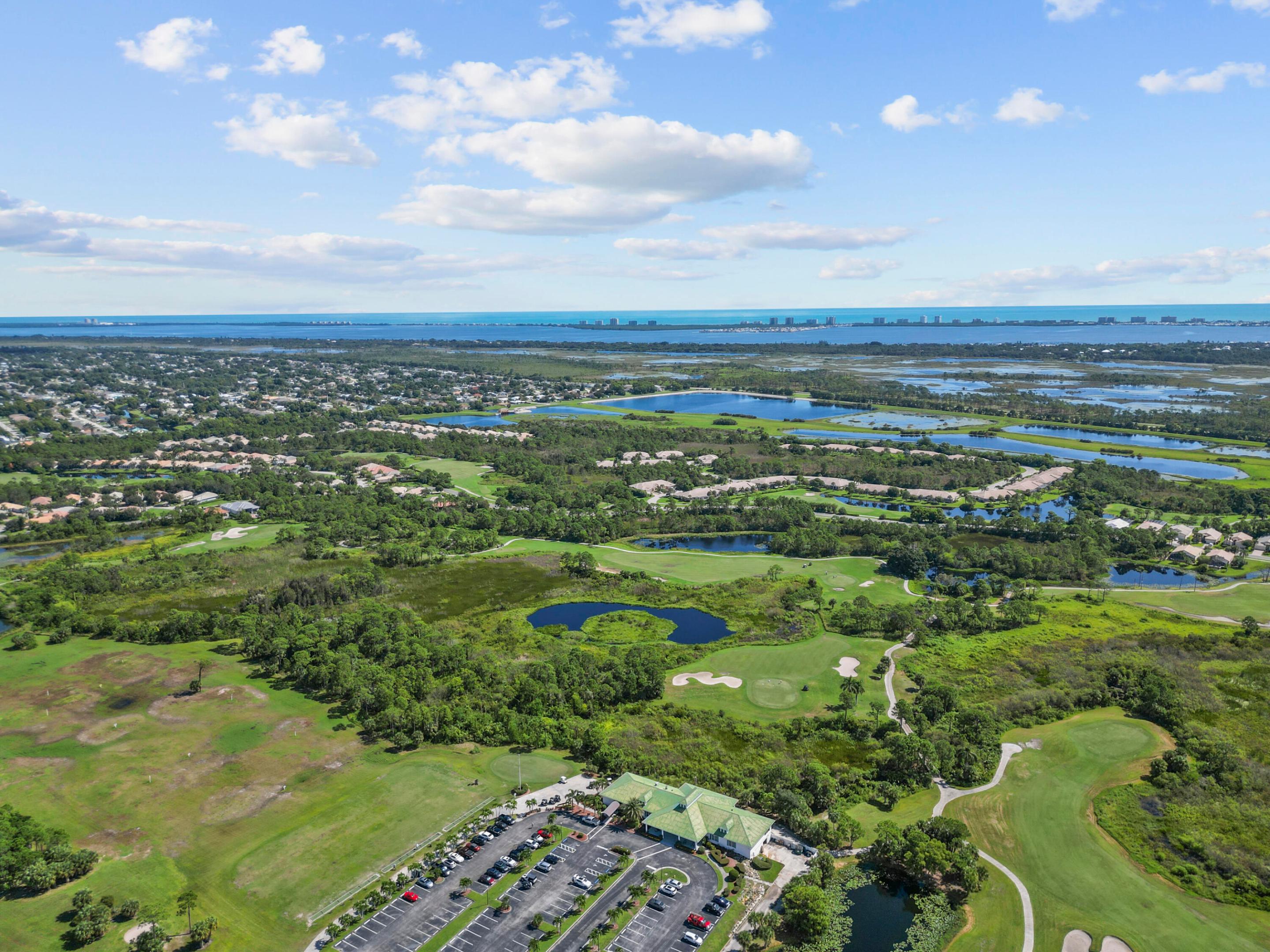 JENSEN BEACH GOLF AND COUNTRY CLUB - Residential