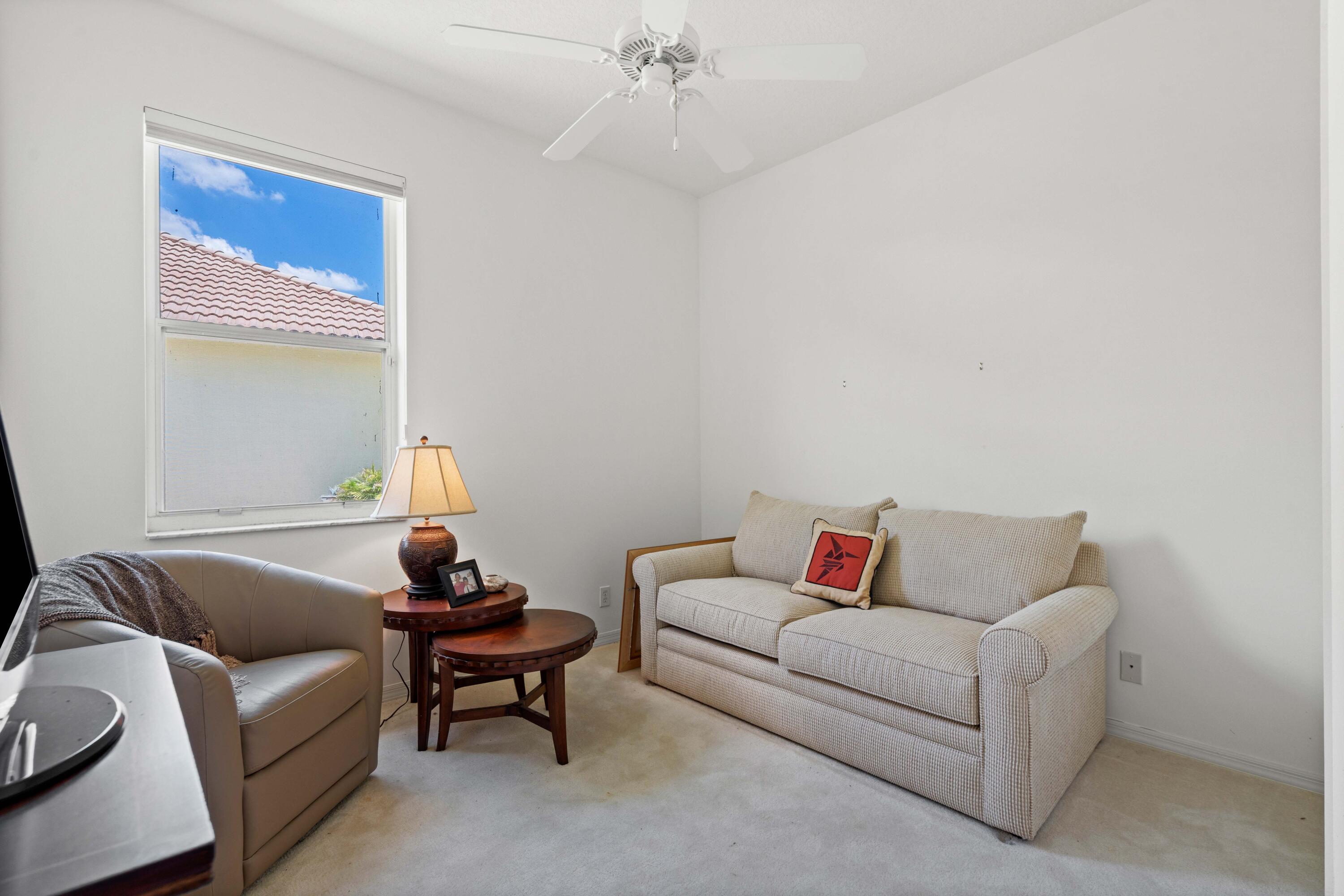 JENSEN BEACH GOLF AND COUNTRY CLUB - Residential