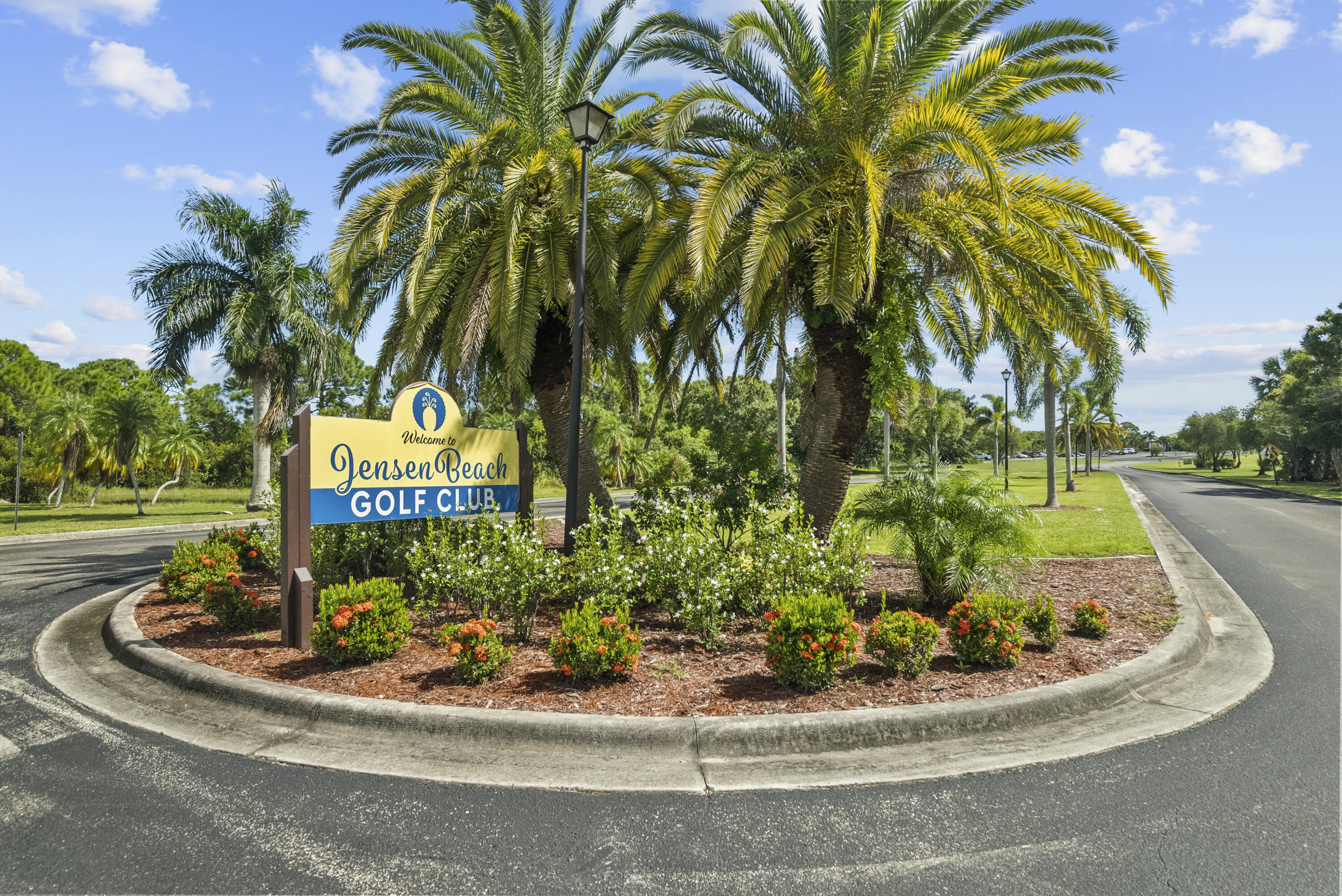JENSEN BEACH GOLF AND COUNTRY CLUB - Residential