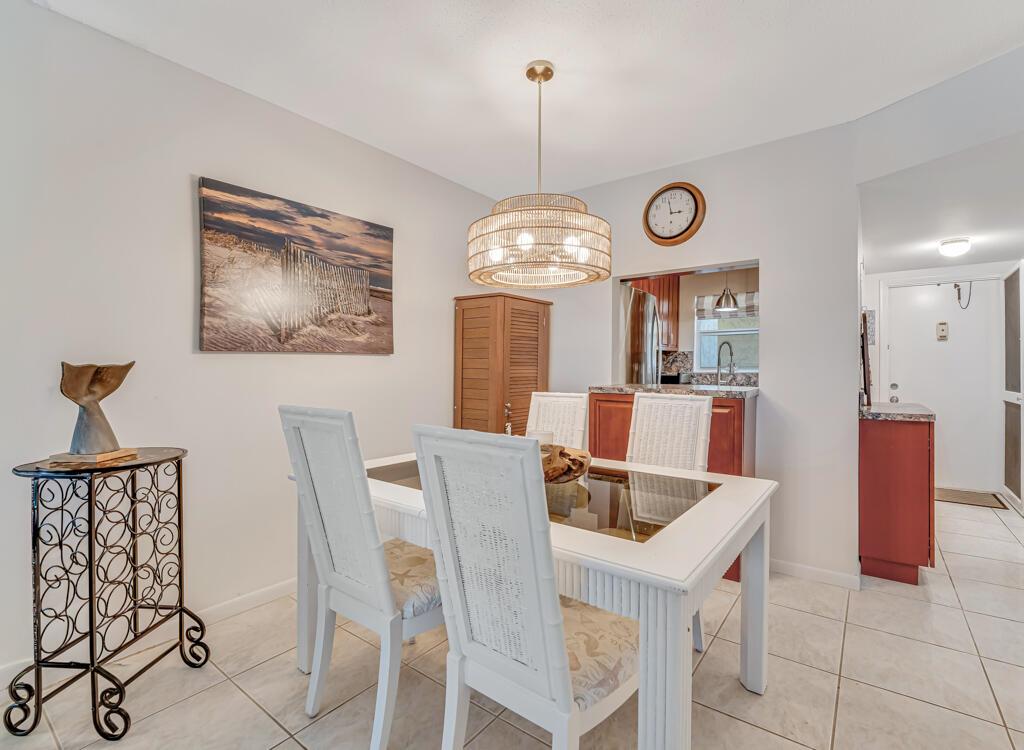 SNUG HARBOR GARDENS CONDO - Residential