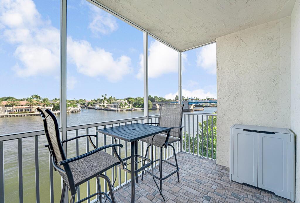 SNUG HARBOR GARDENS CONDO - Residential