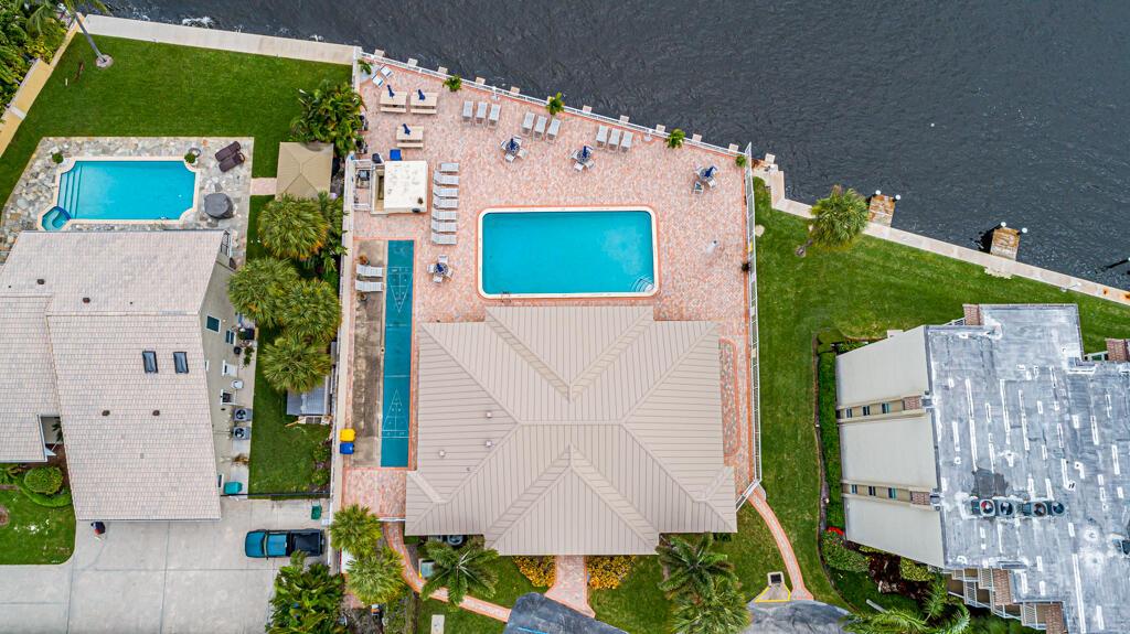 SNUG HARBOR GARDENS CONDO - Residential