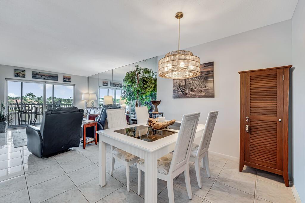 SNUG HARBOR GARDENS CONDO - Residential