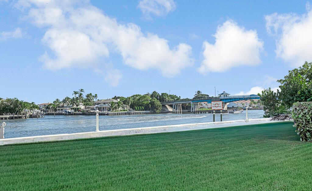 SNUG HARBOR GARDENS CONDO - Residential