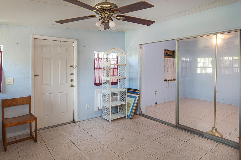VERO BEACH ESTATES - Residential