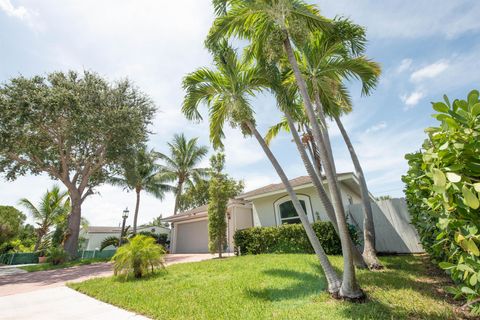 1501 N Palway Lake Worth Beach FL 33460